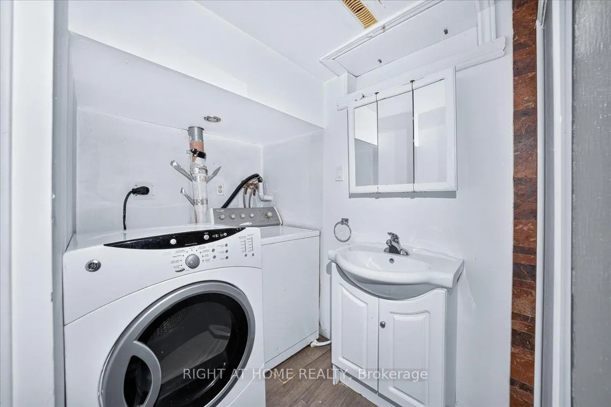 Photo 29 of 1087 Venus Crescent, Oshawa, Lakeview — HOMEH