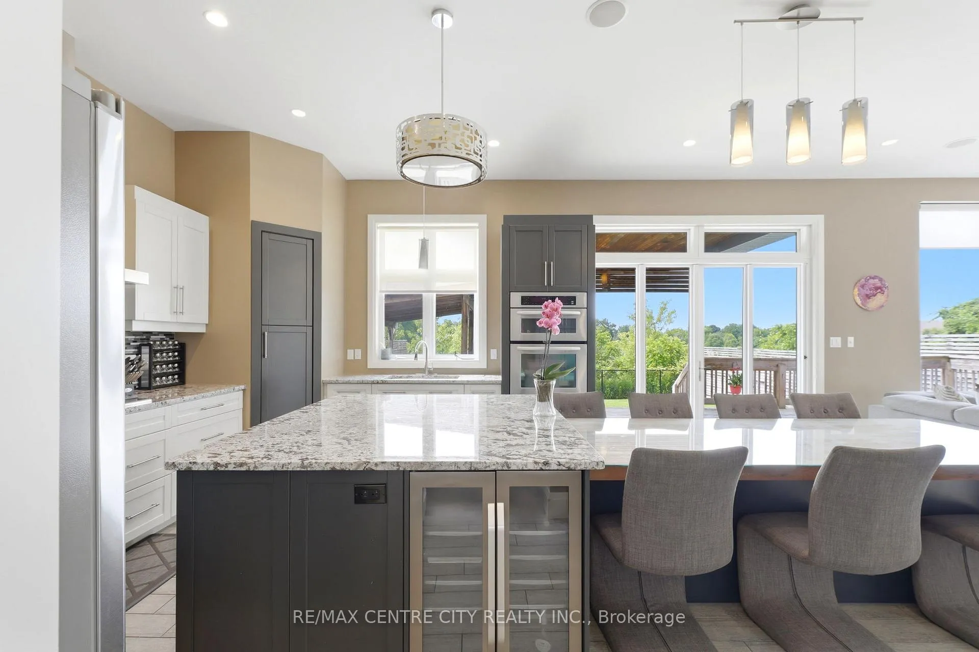 Photo 11 of 3463 Settlement Trail S, London, South V — HOMEH