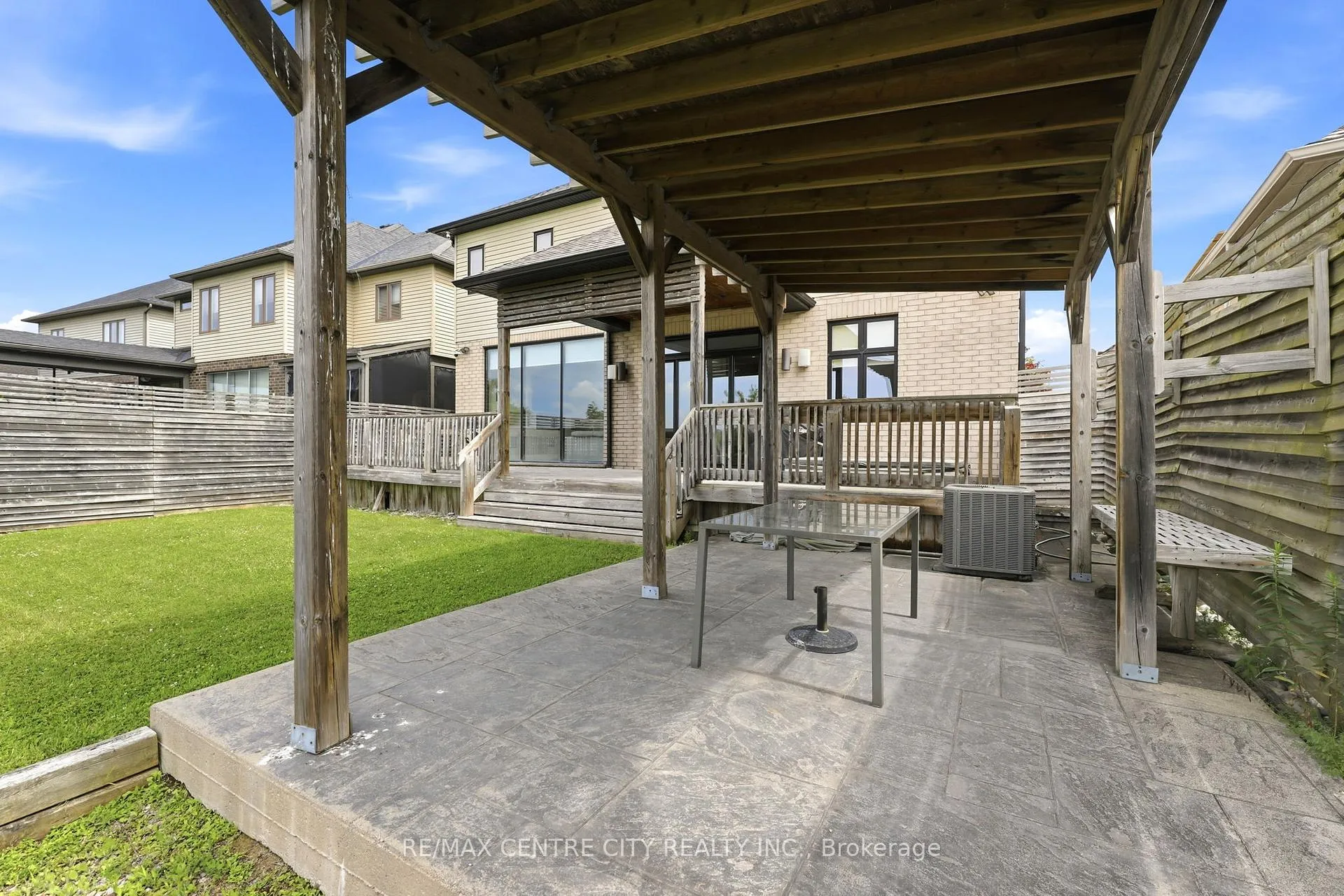 Photo 45 of 3463 Settlement Trail S, London, South V — HOMEH