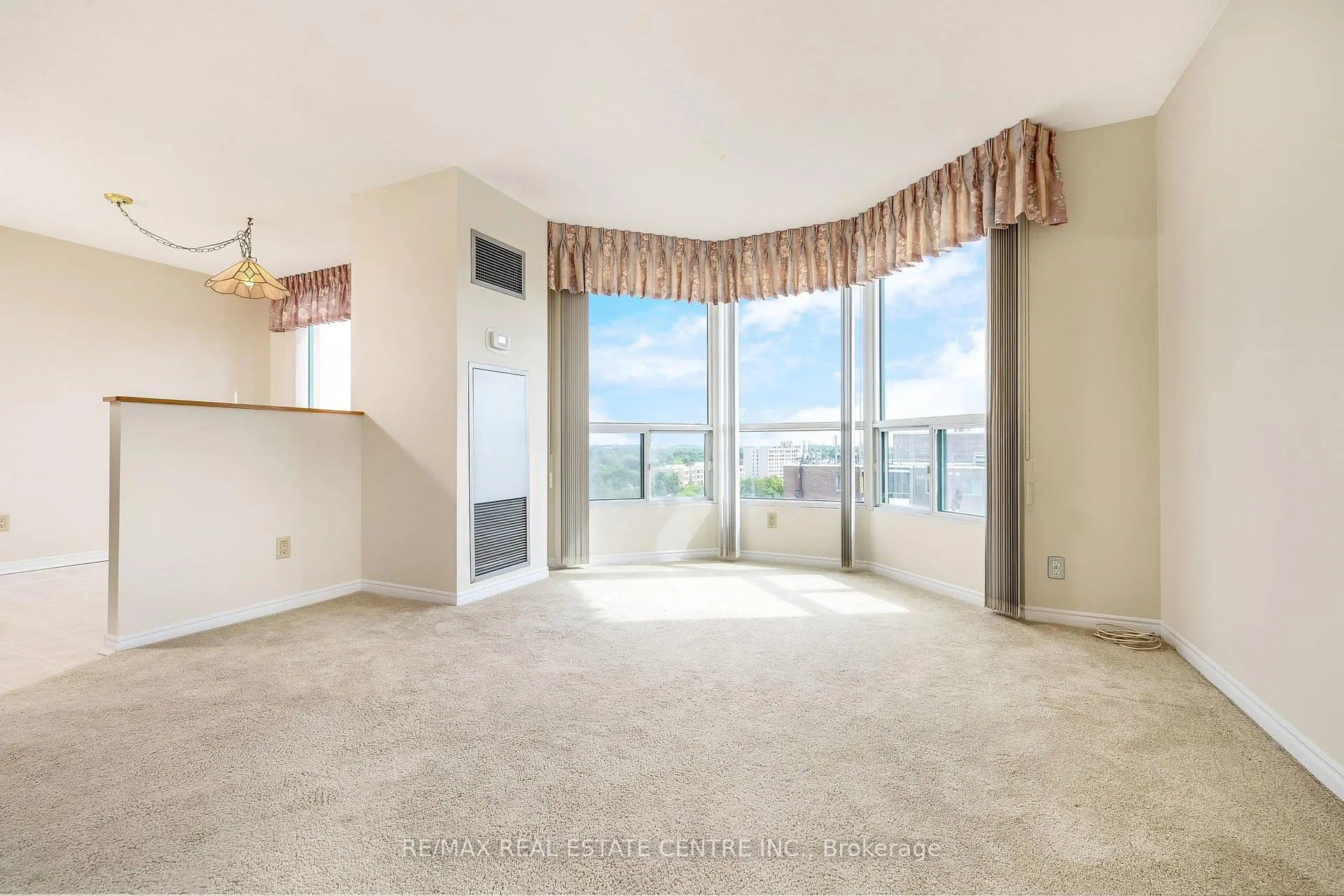 Photo 11 of Unit 1202, 100 Millside Drive, Milton, Old Milton — HOMEH