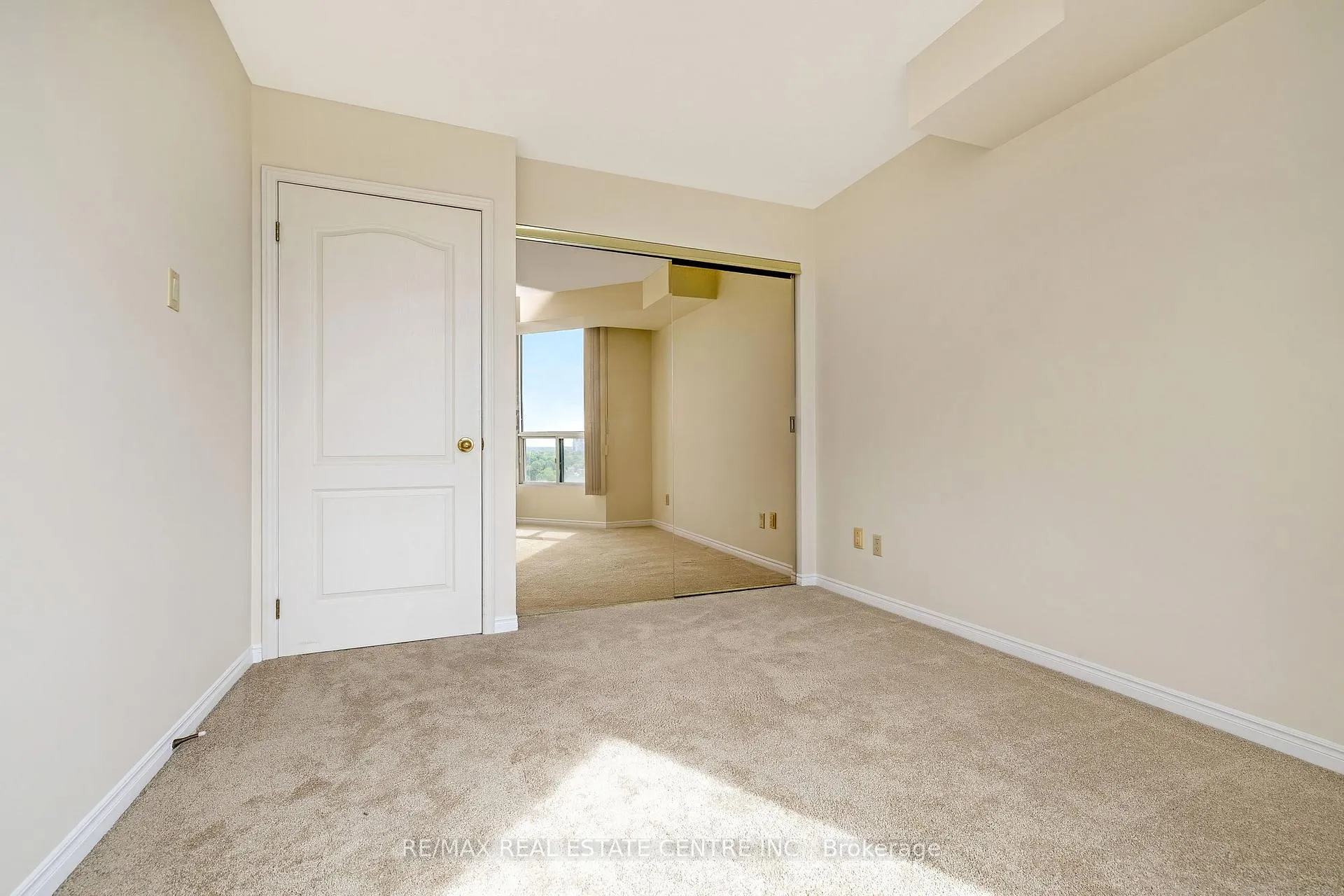 Photo 17 of Unit 1202, 100 Millside Drive, Milton, Old Milton — HOMEH
