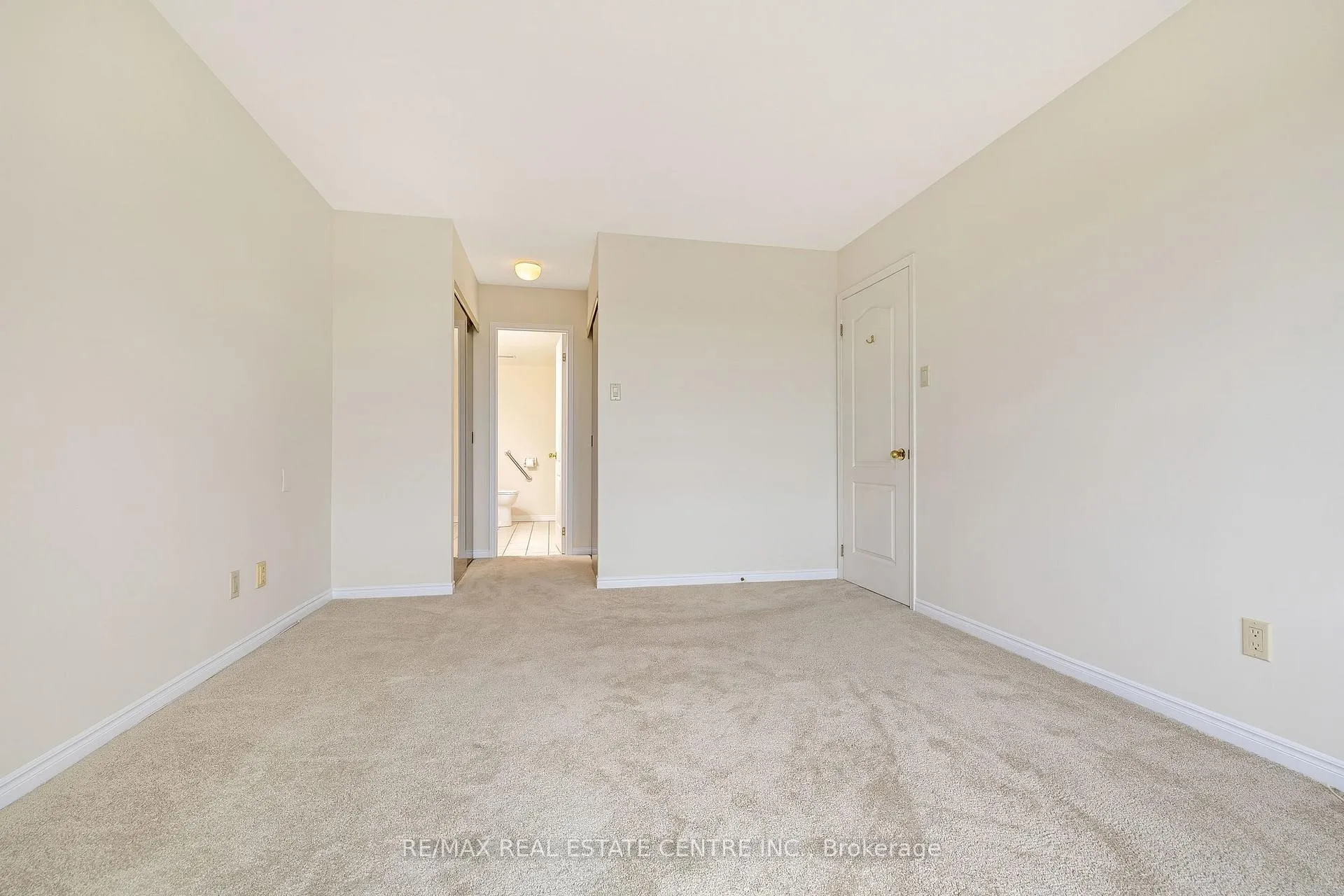 Photo 20 of Unit 1202, 100 Millside Drive, Milton, Old Milton — HOMEH