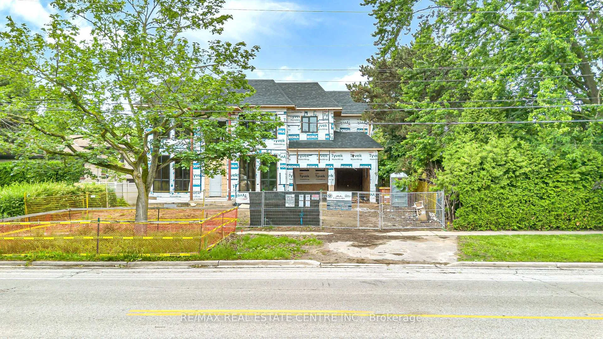 Photo 1 of 320 Walkers Line, Burlington, Roseland — HOMEH