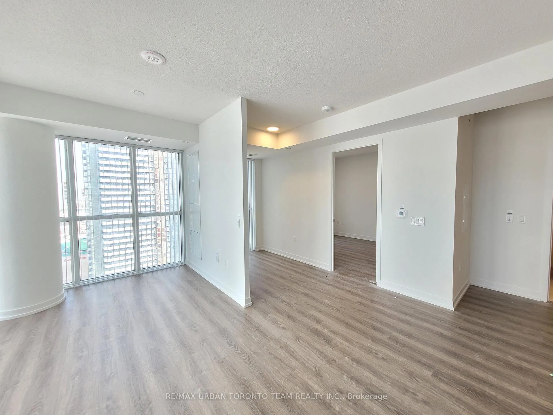 Photo 4 of Unit 2615, 195 Commerce Street, Vaughan, Vaughan Corporate Centre — HOMEH