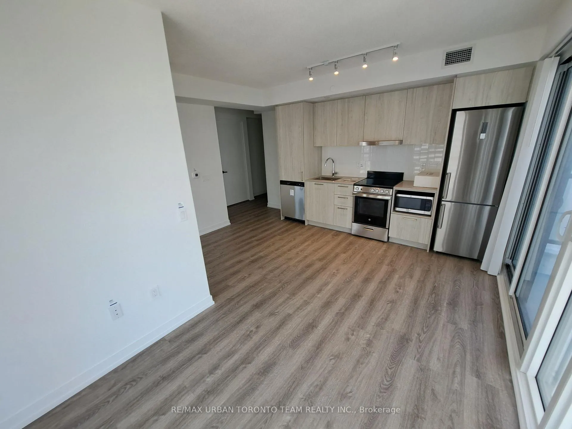 Photo 7 of Unit 2615, 195 Commerce Street, Vaughan, Vaughan Corporate Centre — HOMEH