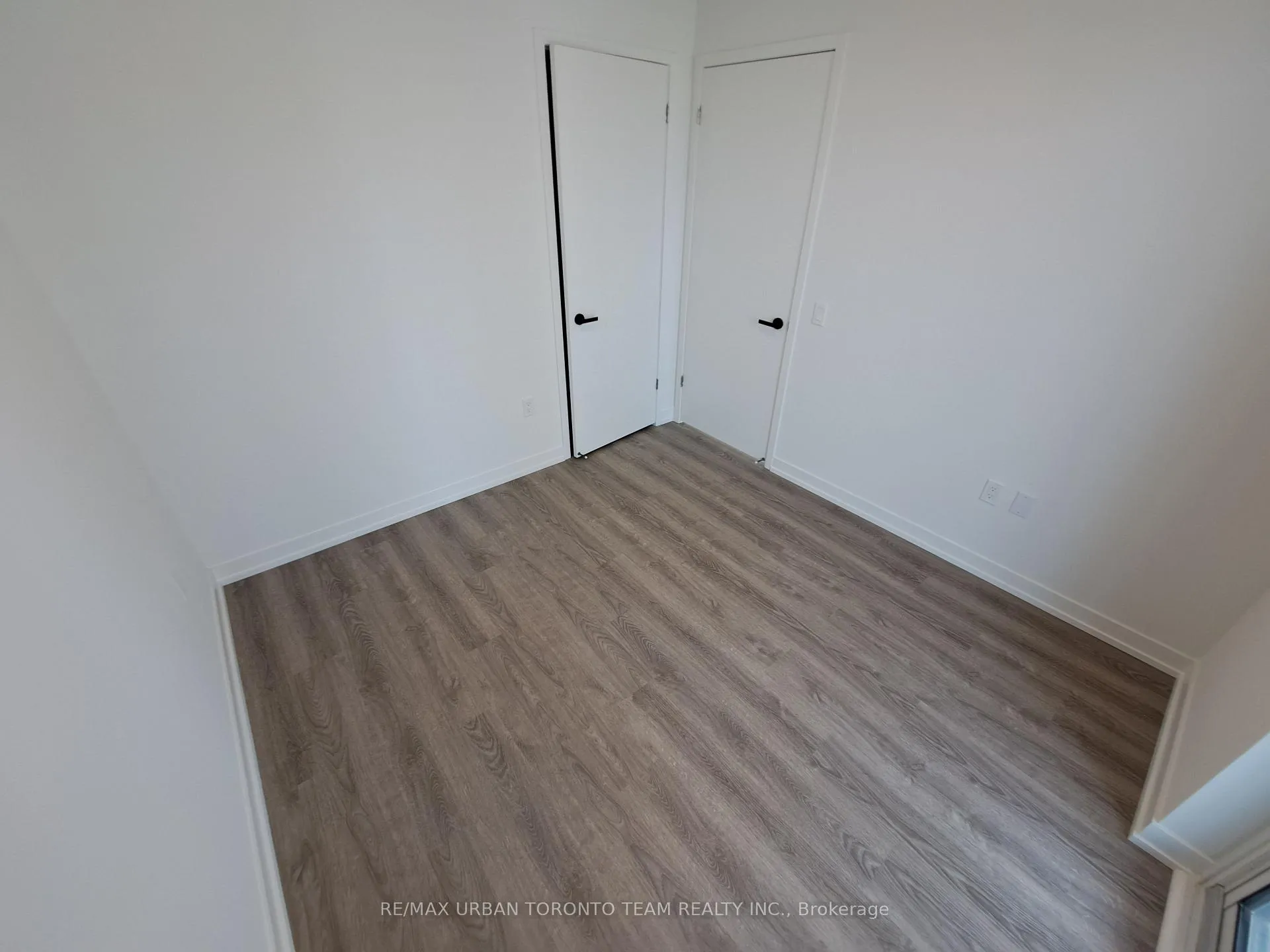 Photo 11 of Unit 2615, 195 Commerce Street, Vaughan, Vaughan Corporate Centre — HOMEH