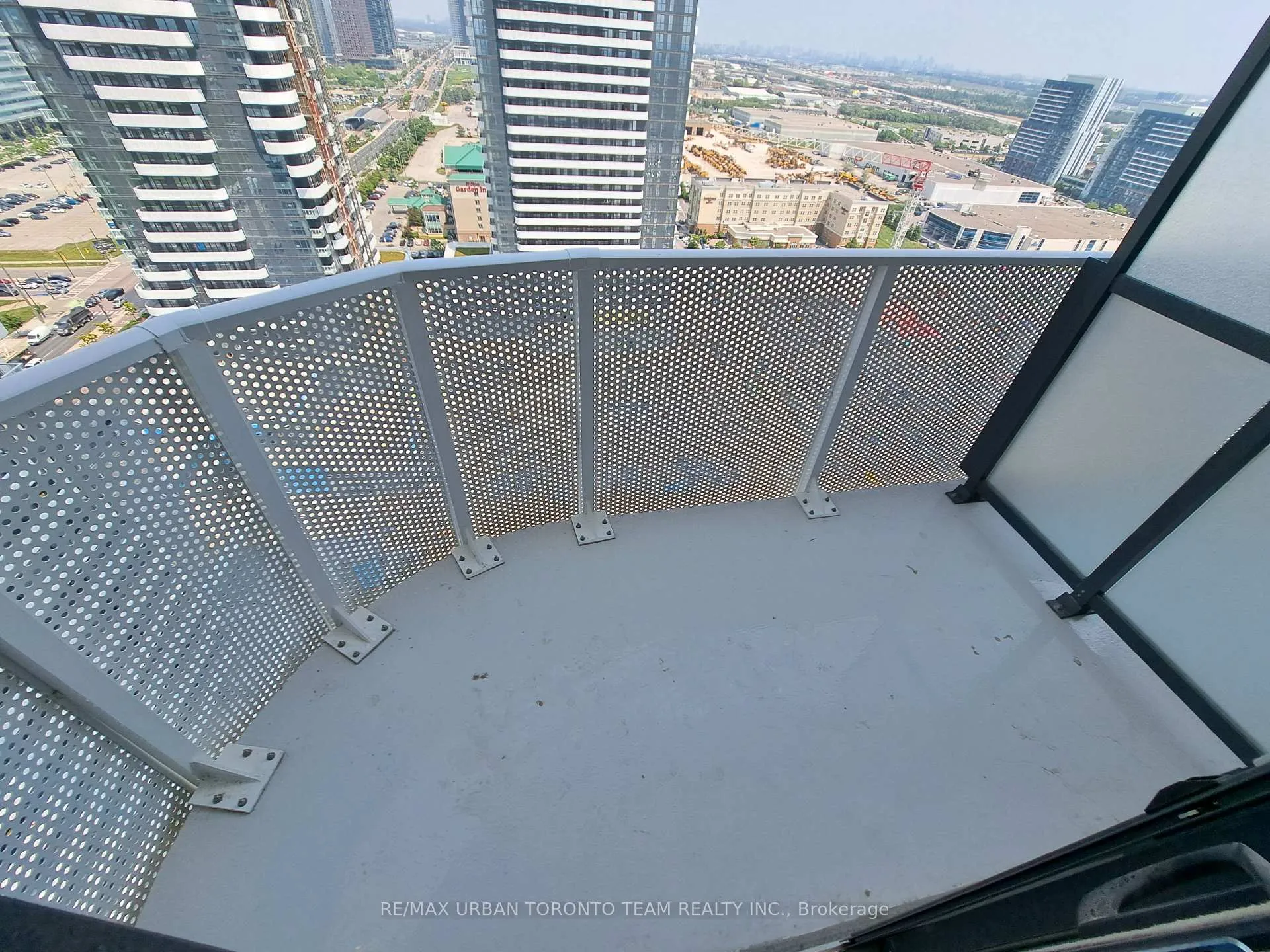 Photo 12 of Unit 2615, 195 Commerce Street, Vaughan, Vaughan Corporate Centre — HOMEH