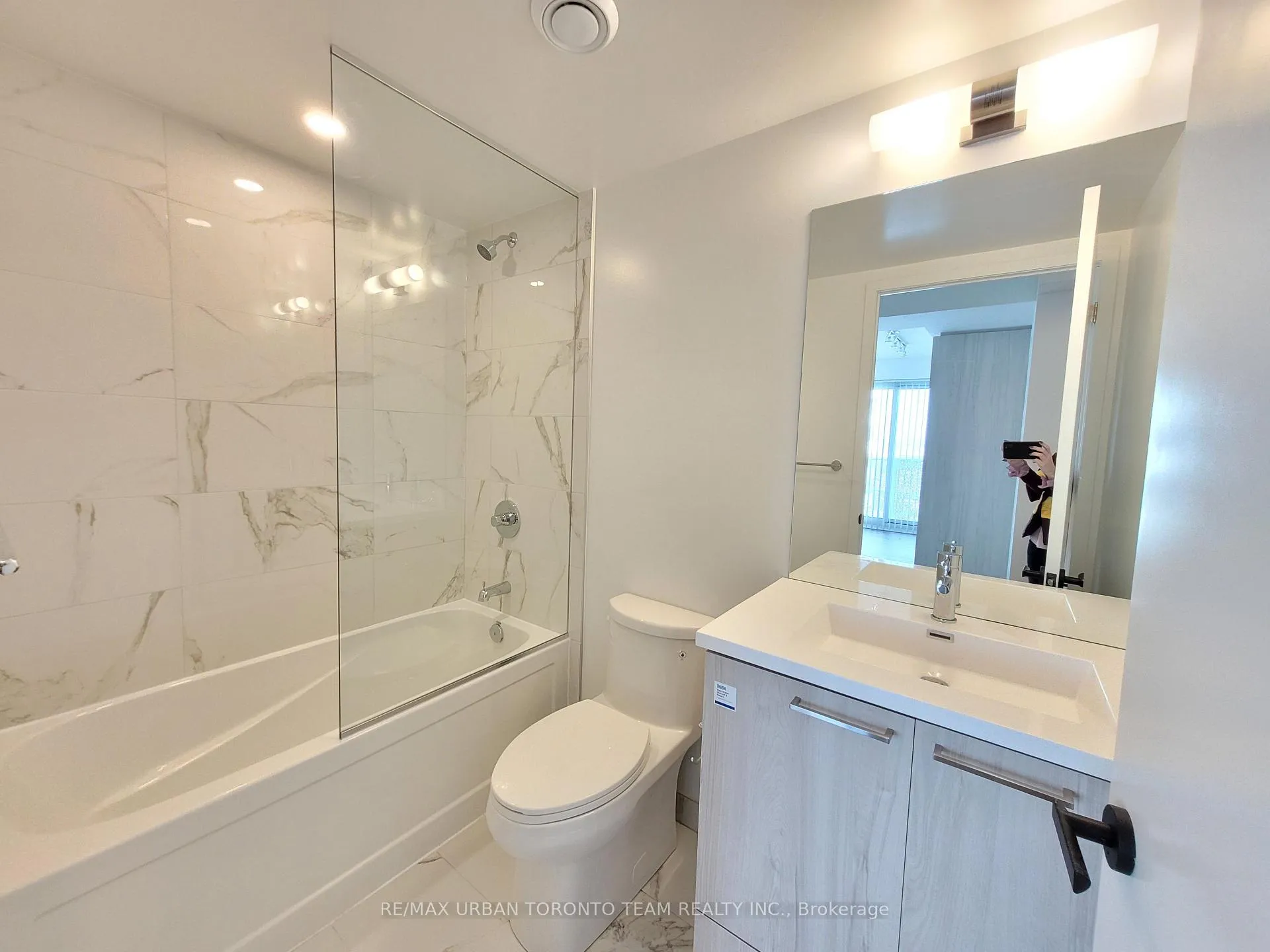 Photo 17 of Unit 2615, 195 Commerce Street, Vaughan, Vaughan Corporate Centre — HOMEH