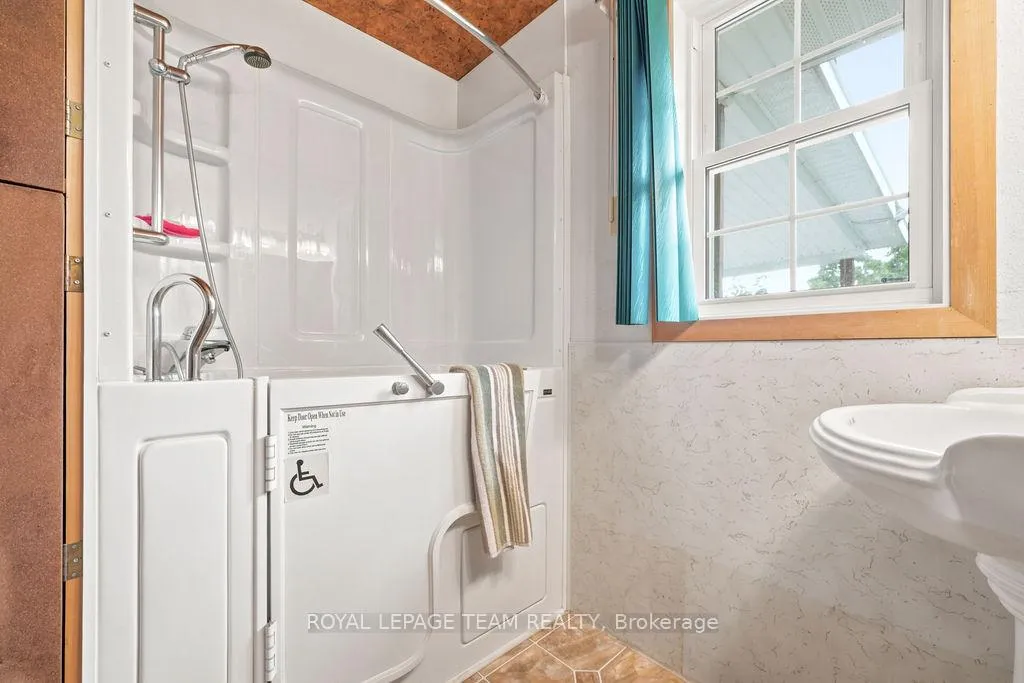 Photo 29 of 19 Lepinski Road, Madawaska Valley, Madawaska Valley — HOMEH