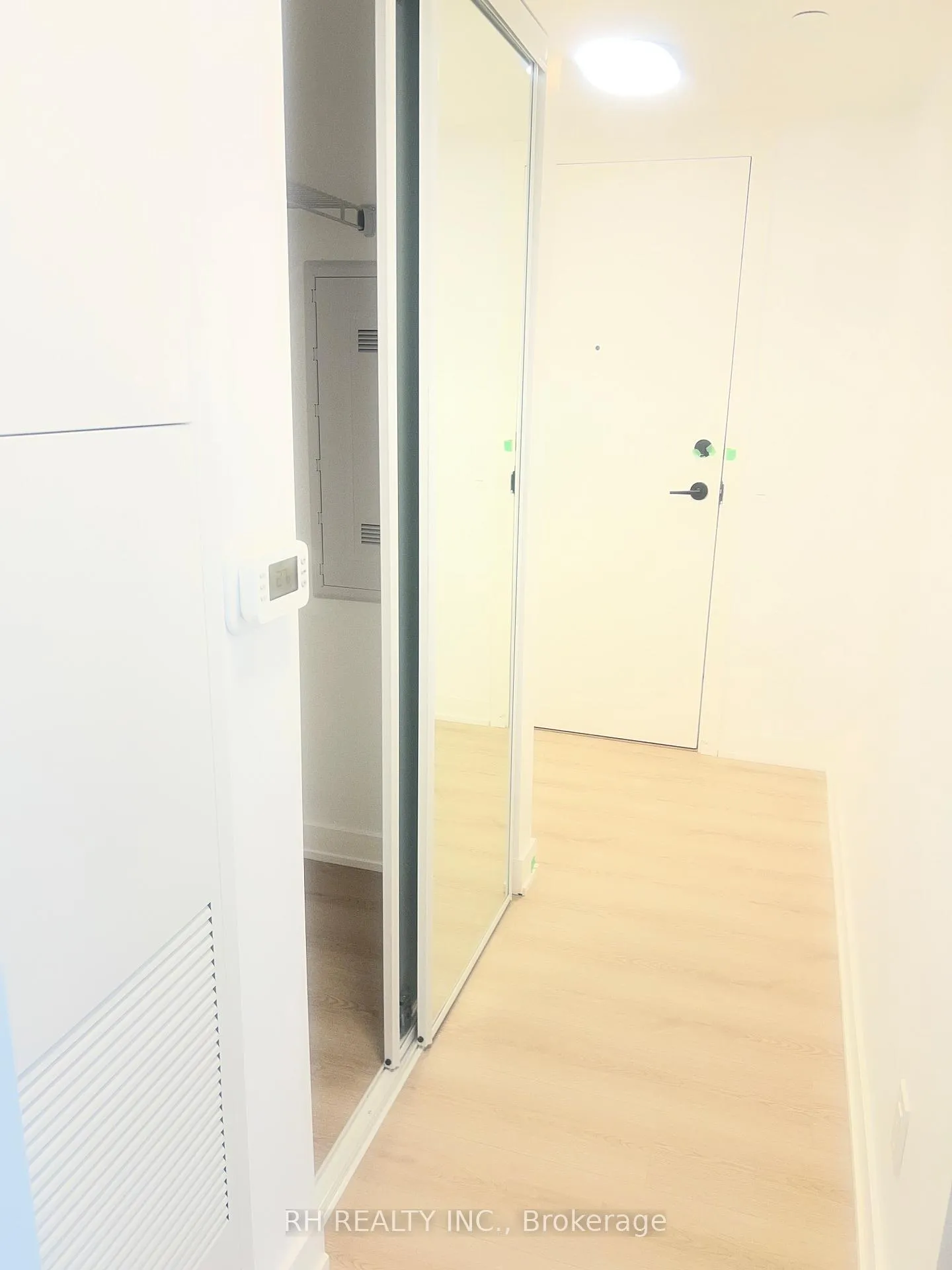 Photo 4 of Unit 2809, 100 Queen Street E, Toronto, Church-Yonge Corridor — HOMEH