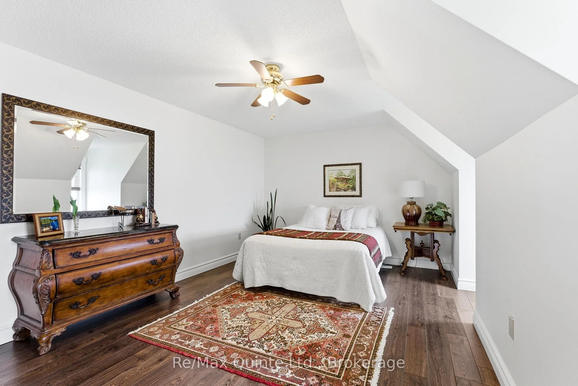 Photo 39 of 4698 County Road 8, Prince Edward County, North Marysburg Ward — HOMEH