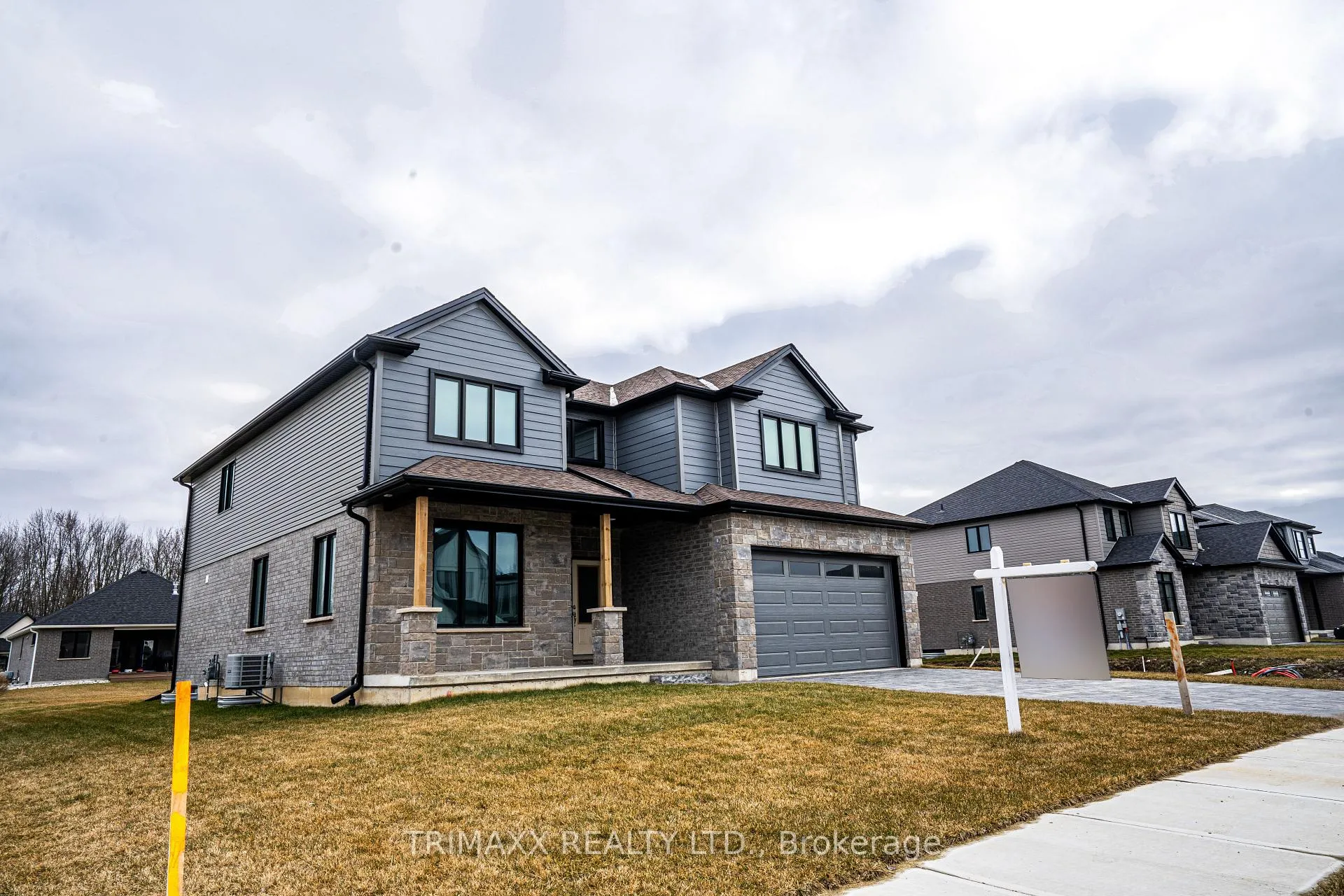 Photo 2 of 188 Foxborough Place, Thames Centre, Thorndale — HOMEH