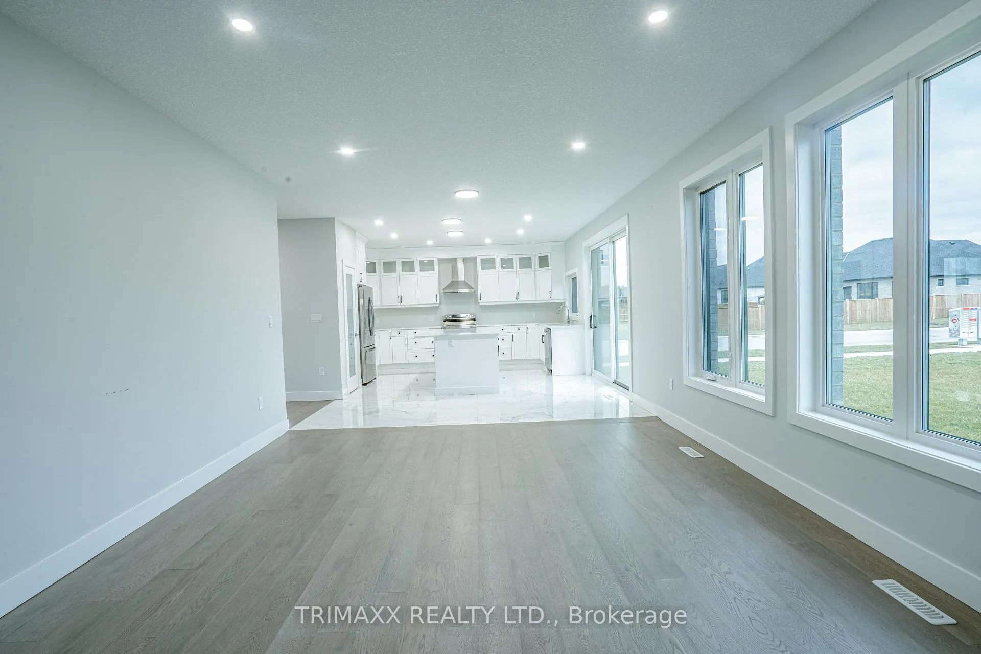 Photo 17 of 188 Foxborough Place, Thames Centre, Thorndale — HOMEH