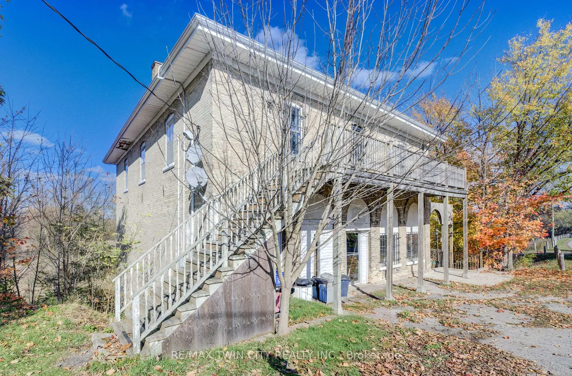 Photo 2 of 3506 Huron Road, Wilmot — HOMEH