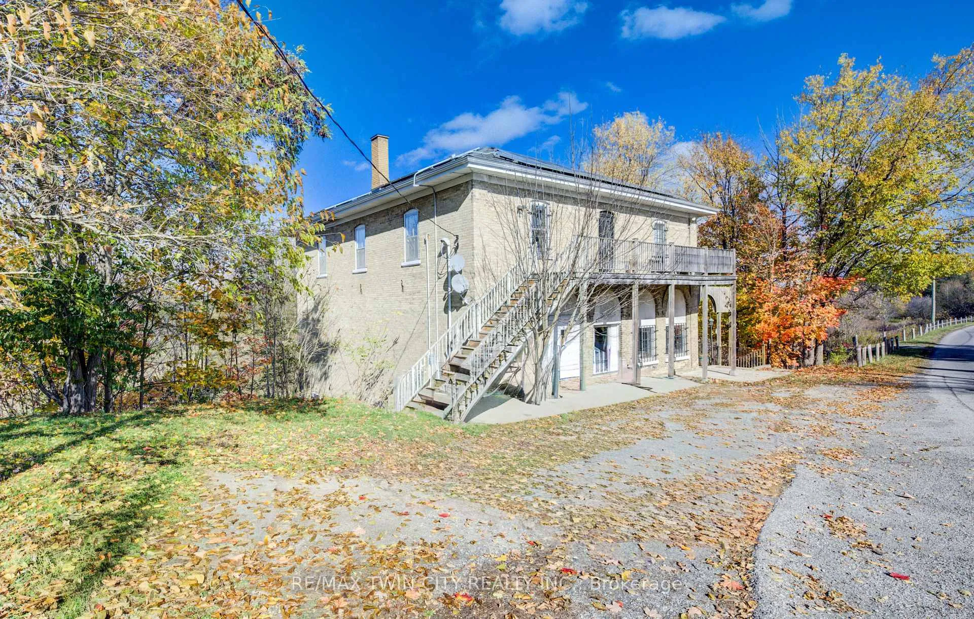 Photo 3 of 3506 Huron Road, Wilmot — HOMEH
