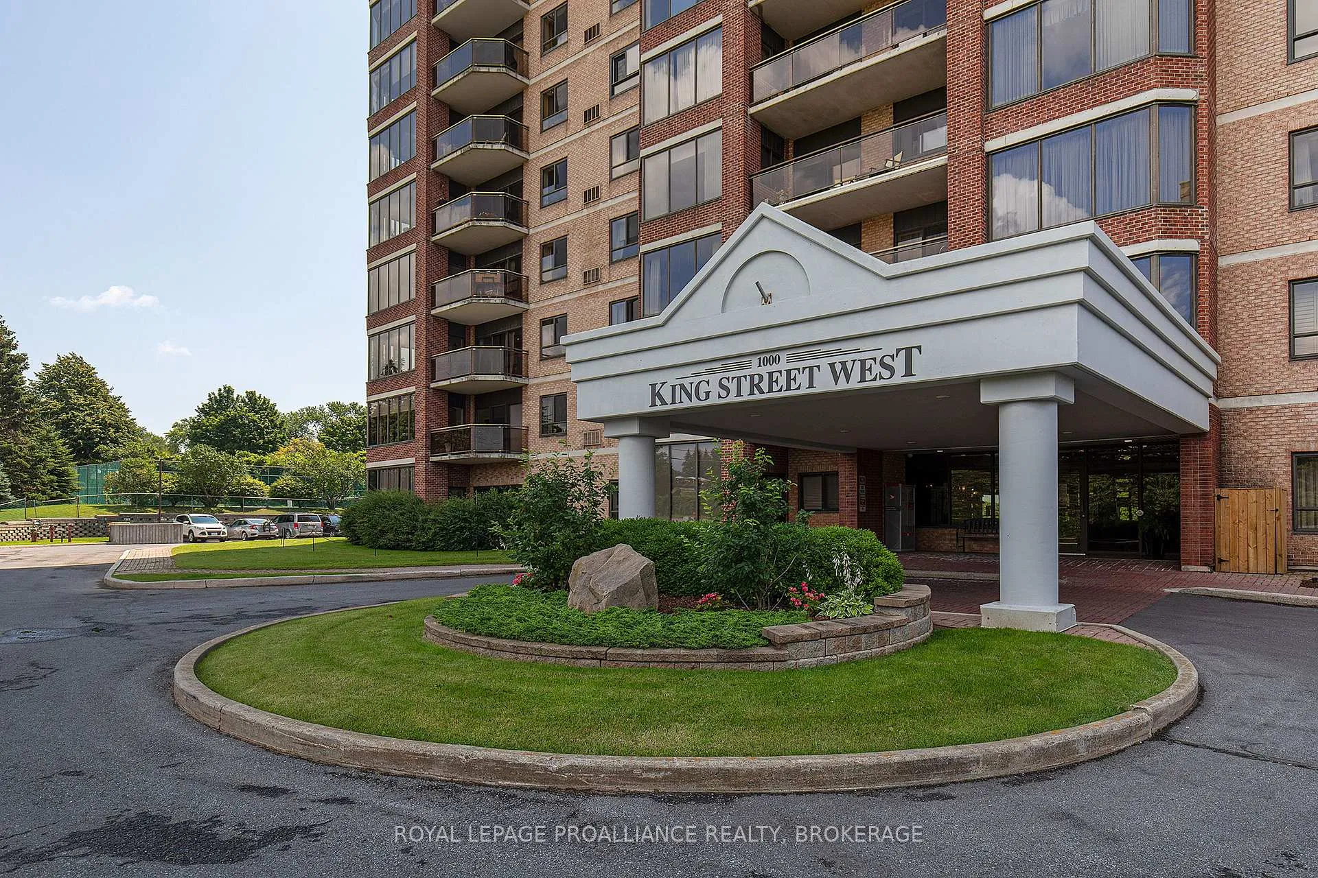 Photo 4 of Unit 1302, 1000 King Street W, Kingston, Central City West — HOMEH