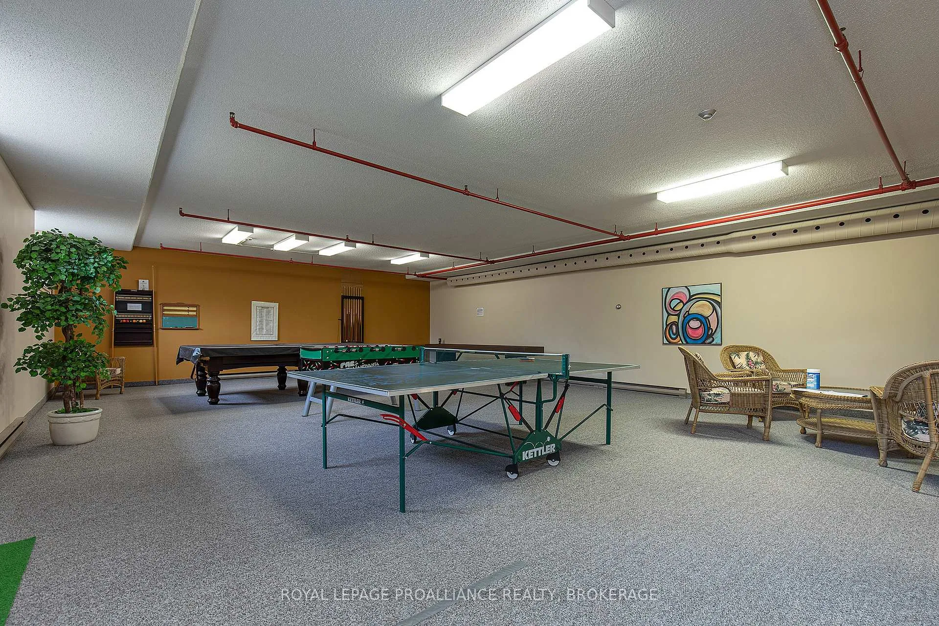 Photo 17 of Unit 1302, 1000 King Street W, Kingston, Central City West — HOMEH