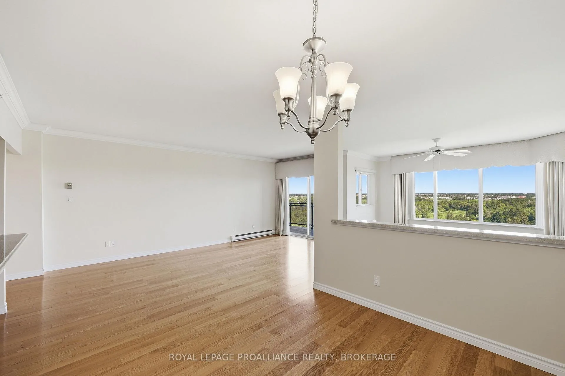 Photo 25 of Unit 1302, 1000 King Street W, Kingston, Central City West — HOMEH