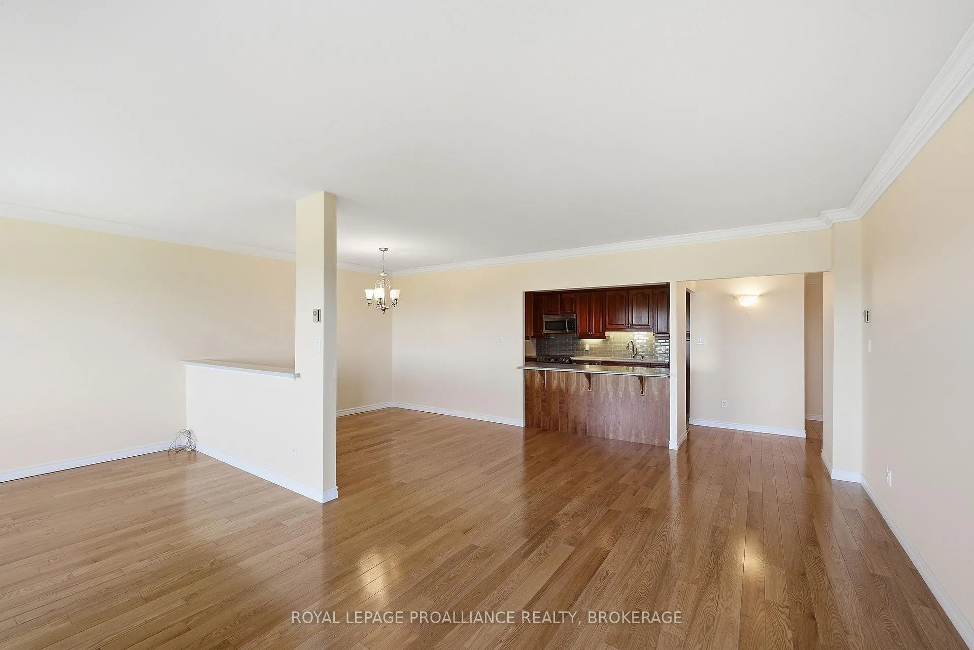 Photo 28 of Unit 1302, 1000 King Street W, Kingston, Central City West — HOMEH
