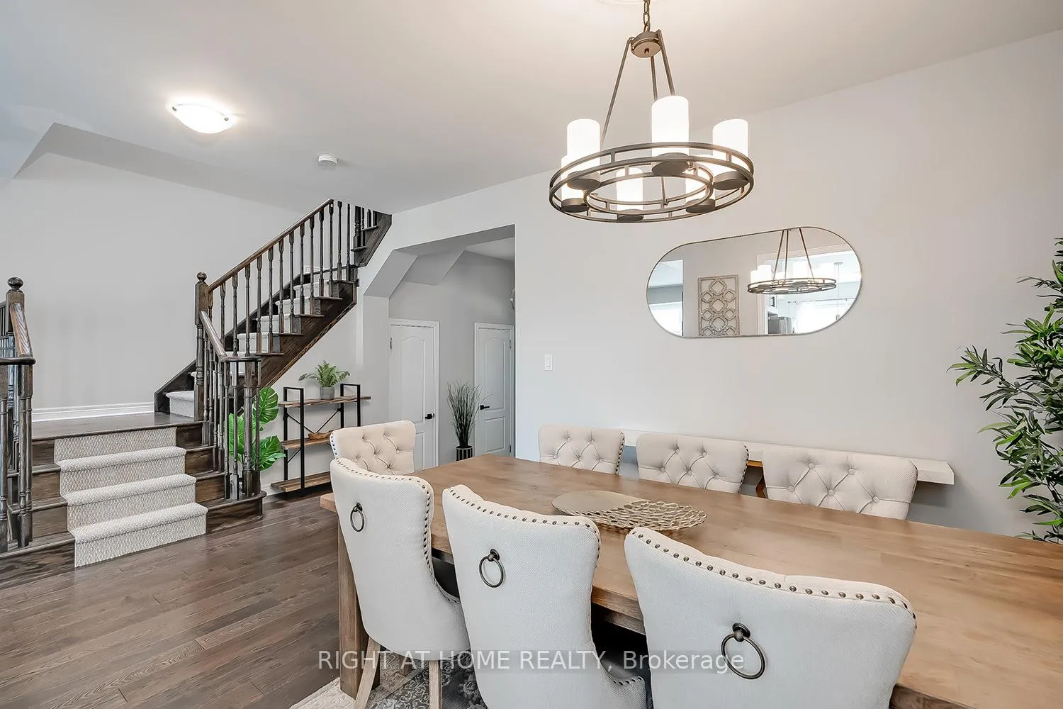 Photo 6 of 2033 Trawden Way, Oakville, Bronte Creek — HOMEH