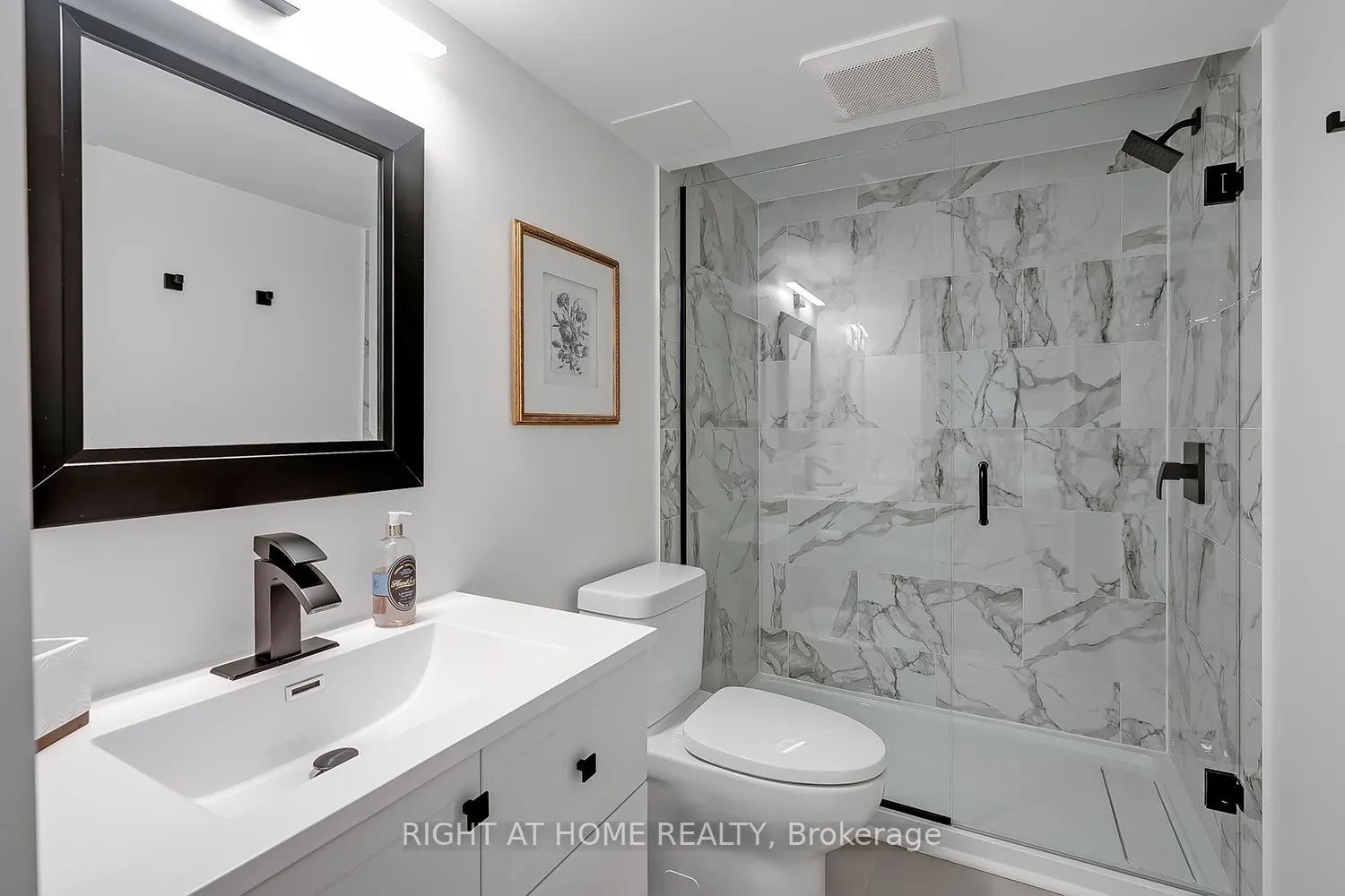Photo 22 of 2033 Trawden Way, Oakville, Bronte Creek — HOMEH