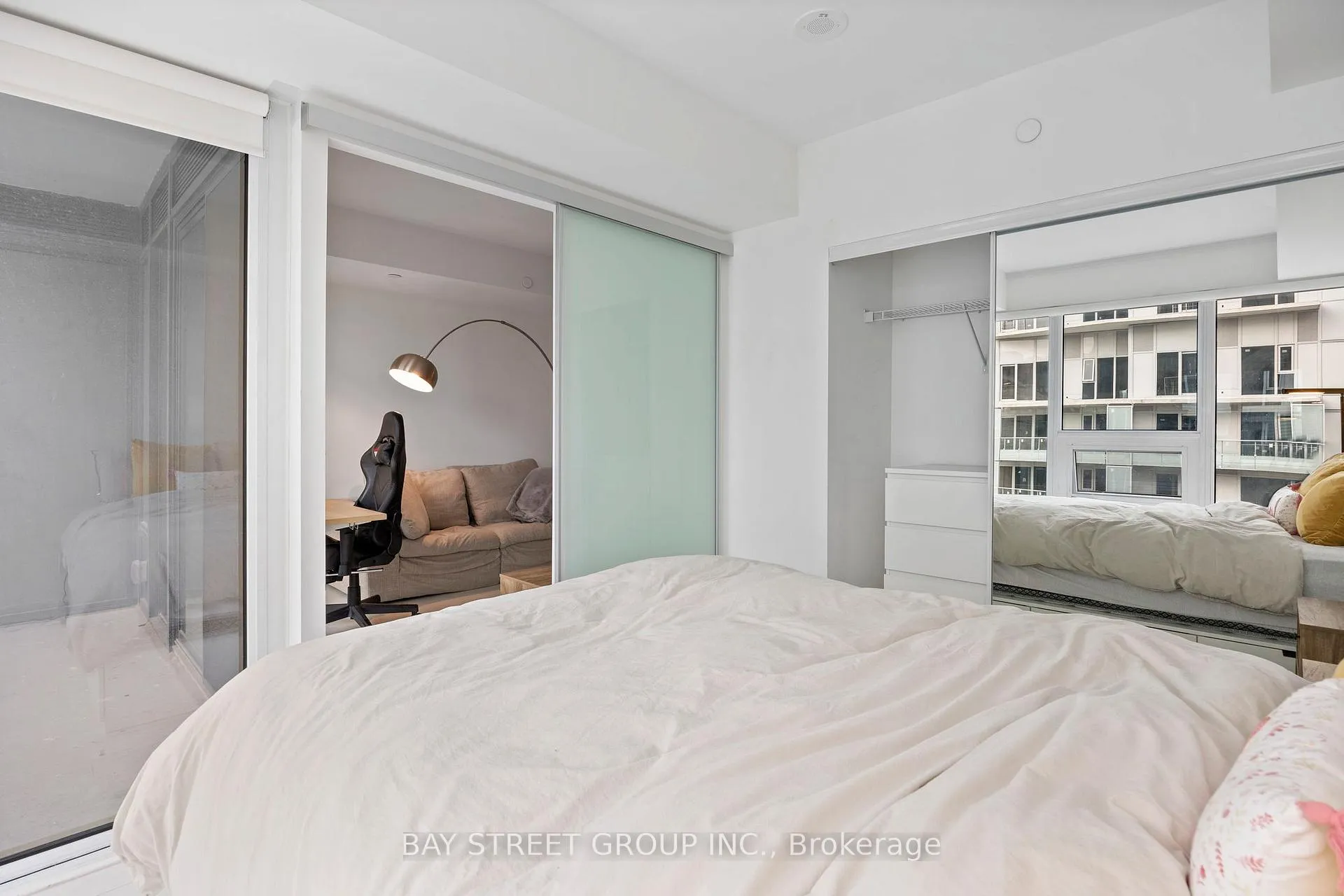 Photo 20 of Unit 3301, 19 Western Battery Road, Toronto, Niagara — HOMEH