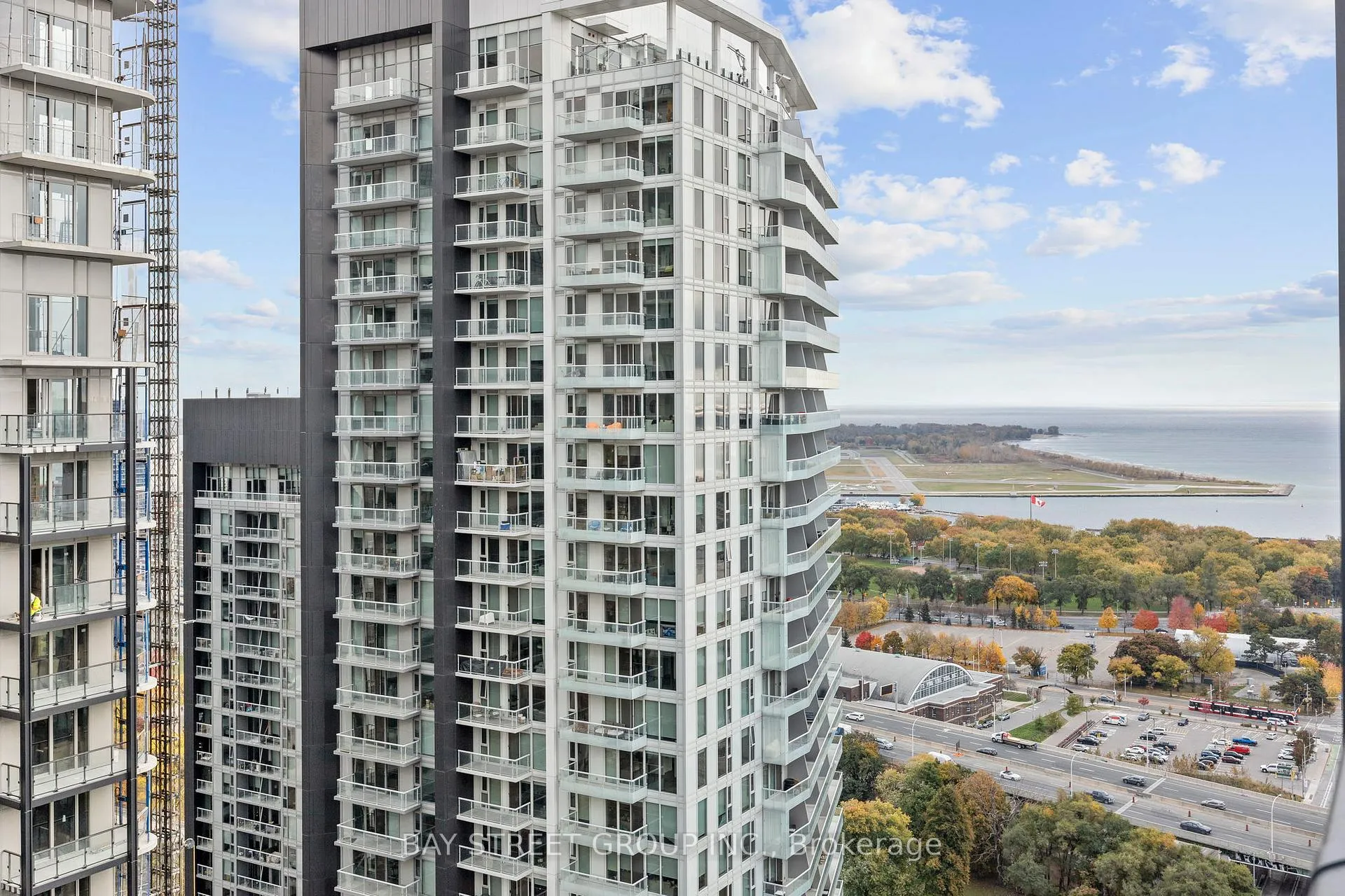 Photo 23 of Unit 3301, 19 Western Battery Road, Toronto, Niagara — HOMEH