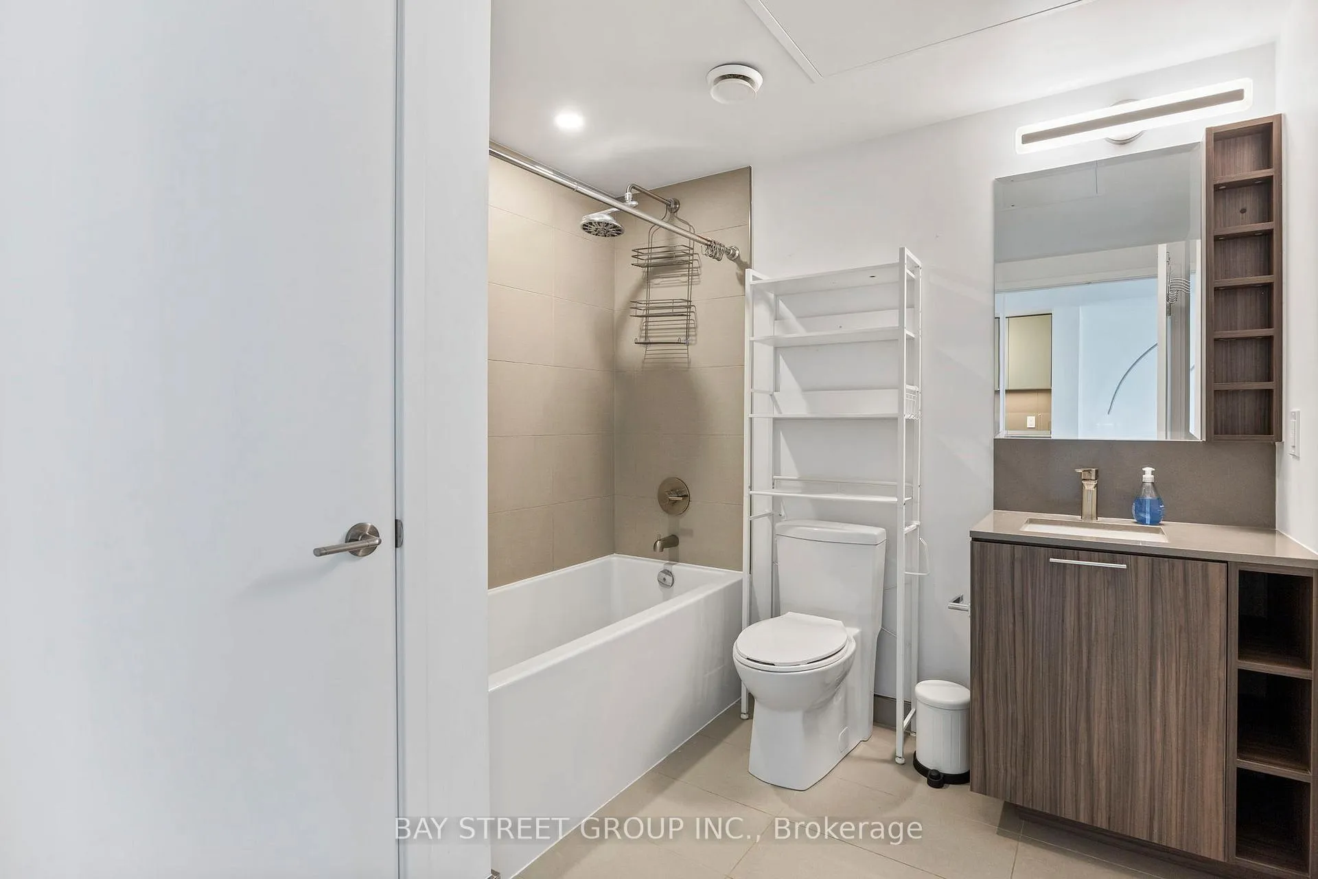 Photo 25 of Unit 3301, 19 Western Battery Road, Toronto, Niagara — HOMEH