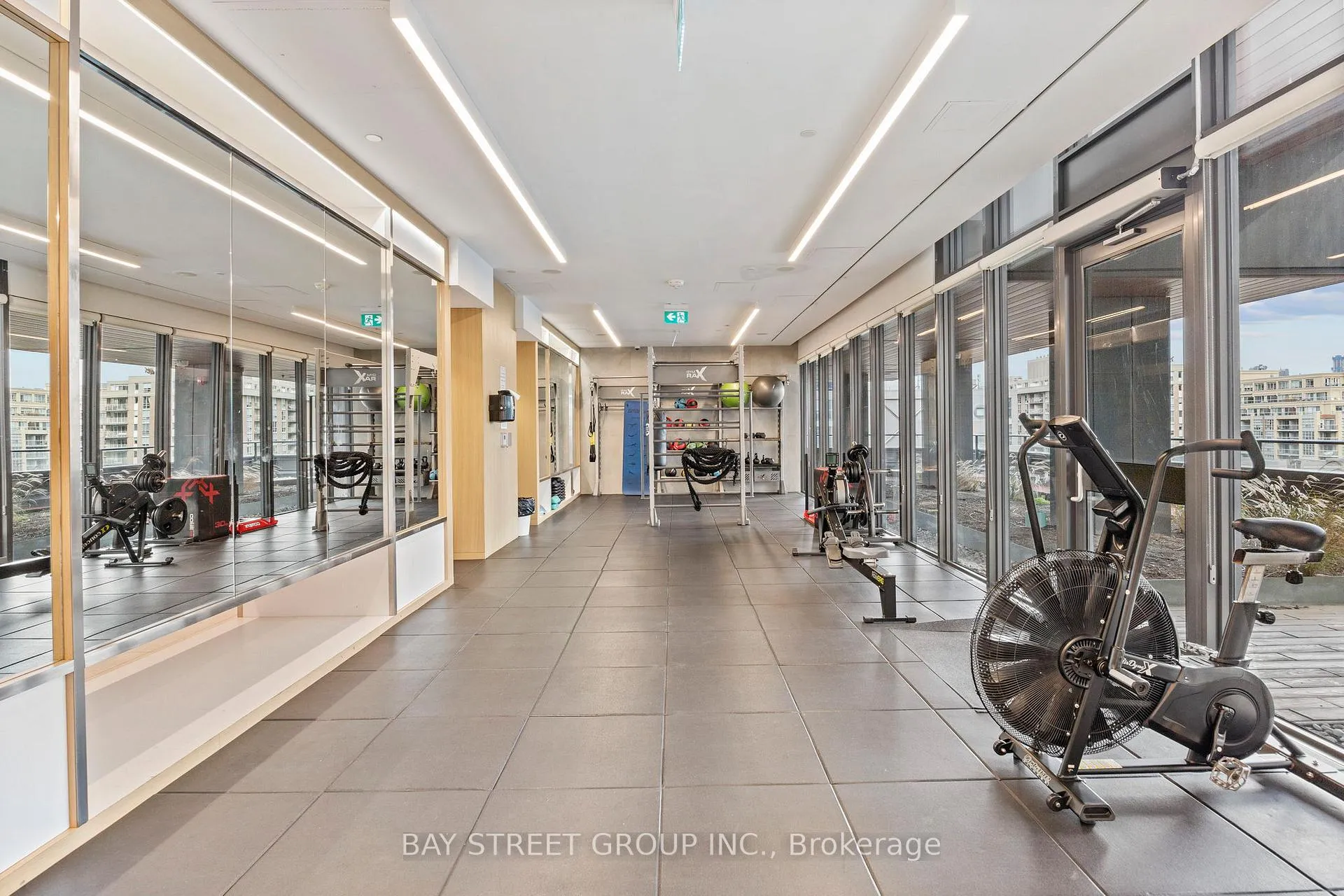 Photo 33 of Unit 3301, 19 Western Battery Road, Toronto, Niagara — HOMEH