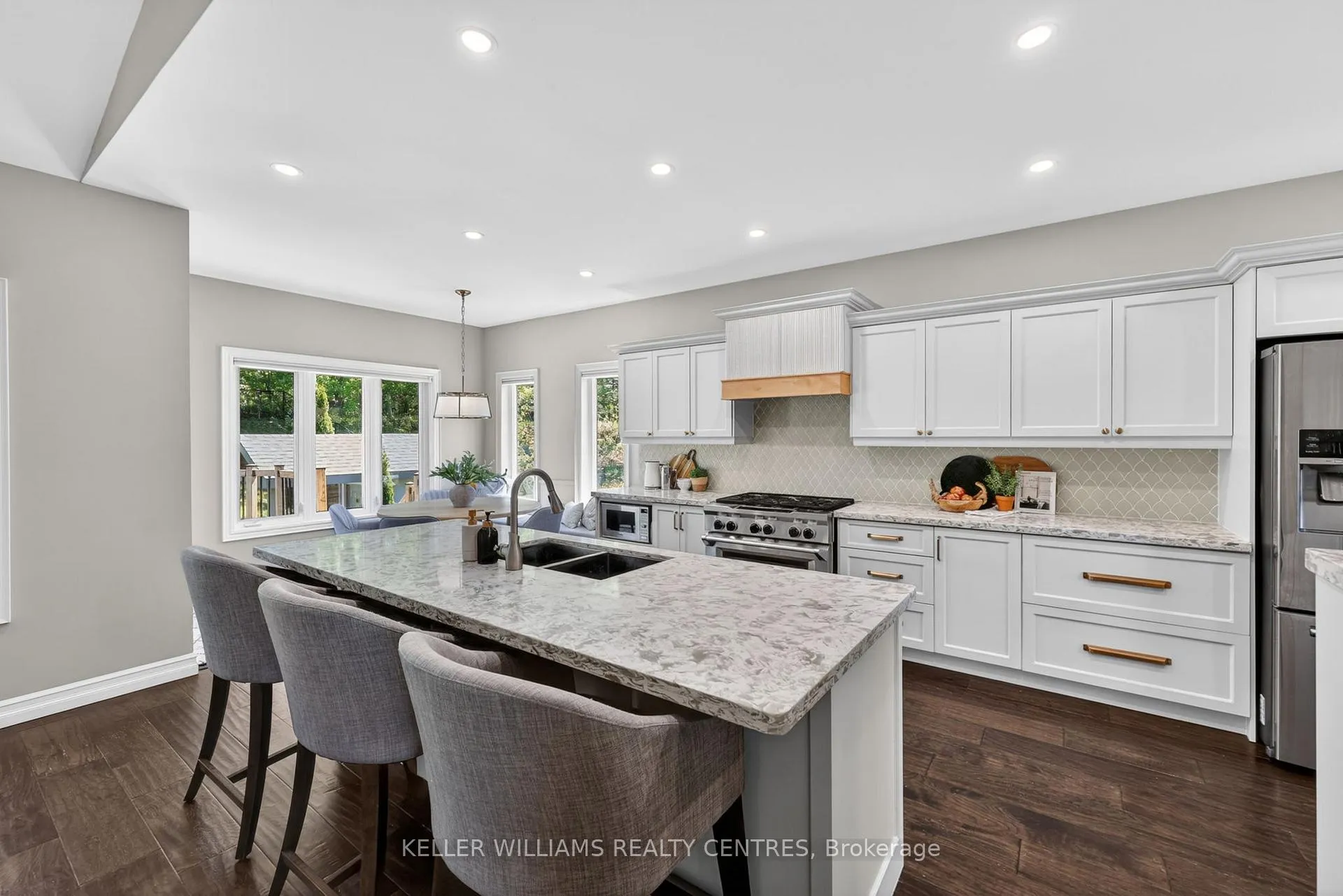 Photo 7 of 50 Glenhuron Drive, Springwater, Midhurst — HOMEH