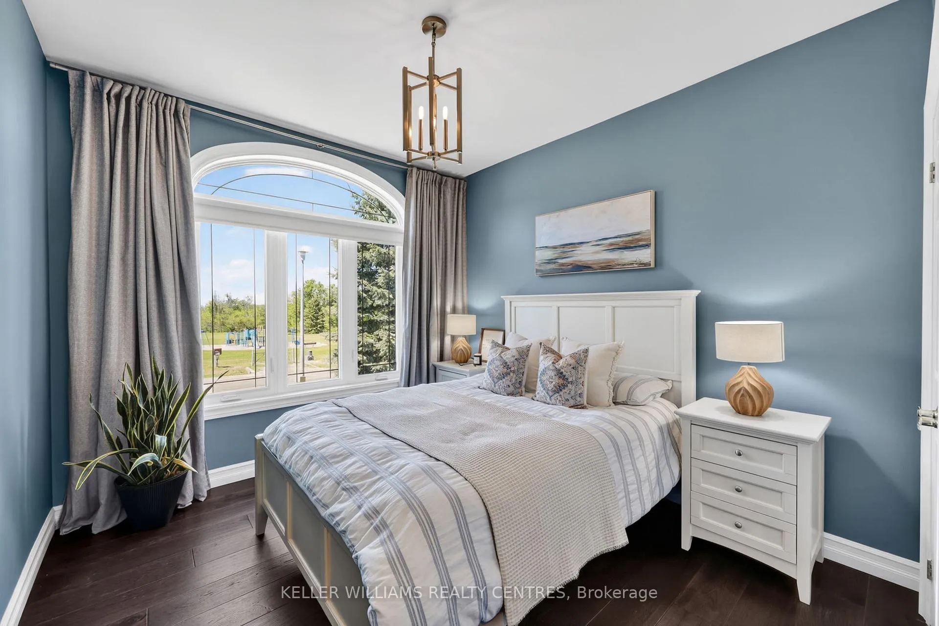 Photo 16 of 50 Glenhuron Drive, Springwater, Midhurst — HOMEH