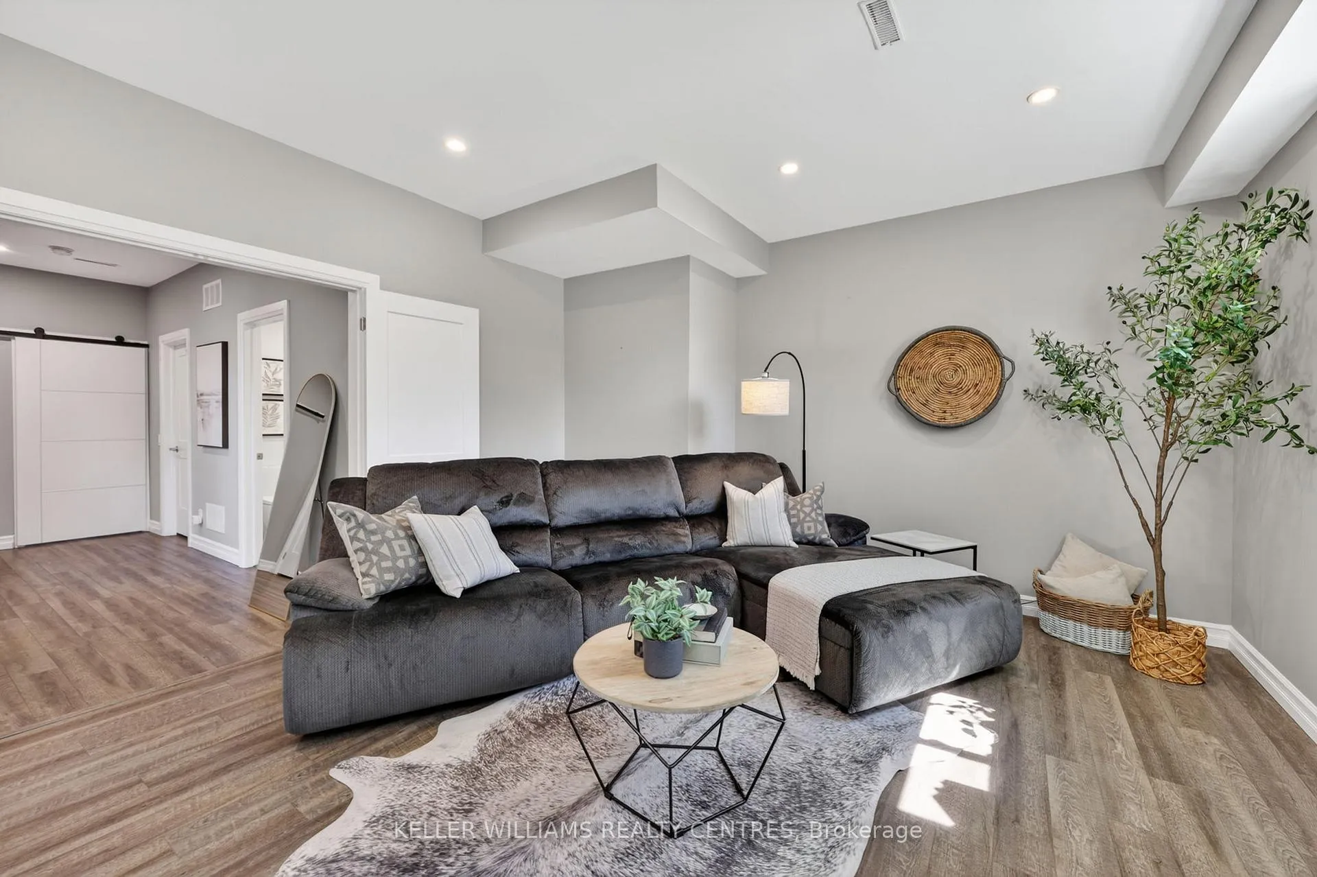 Photo 20 of 50 Glenhuron Drive, Springwater, Midhurst — HOMEH