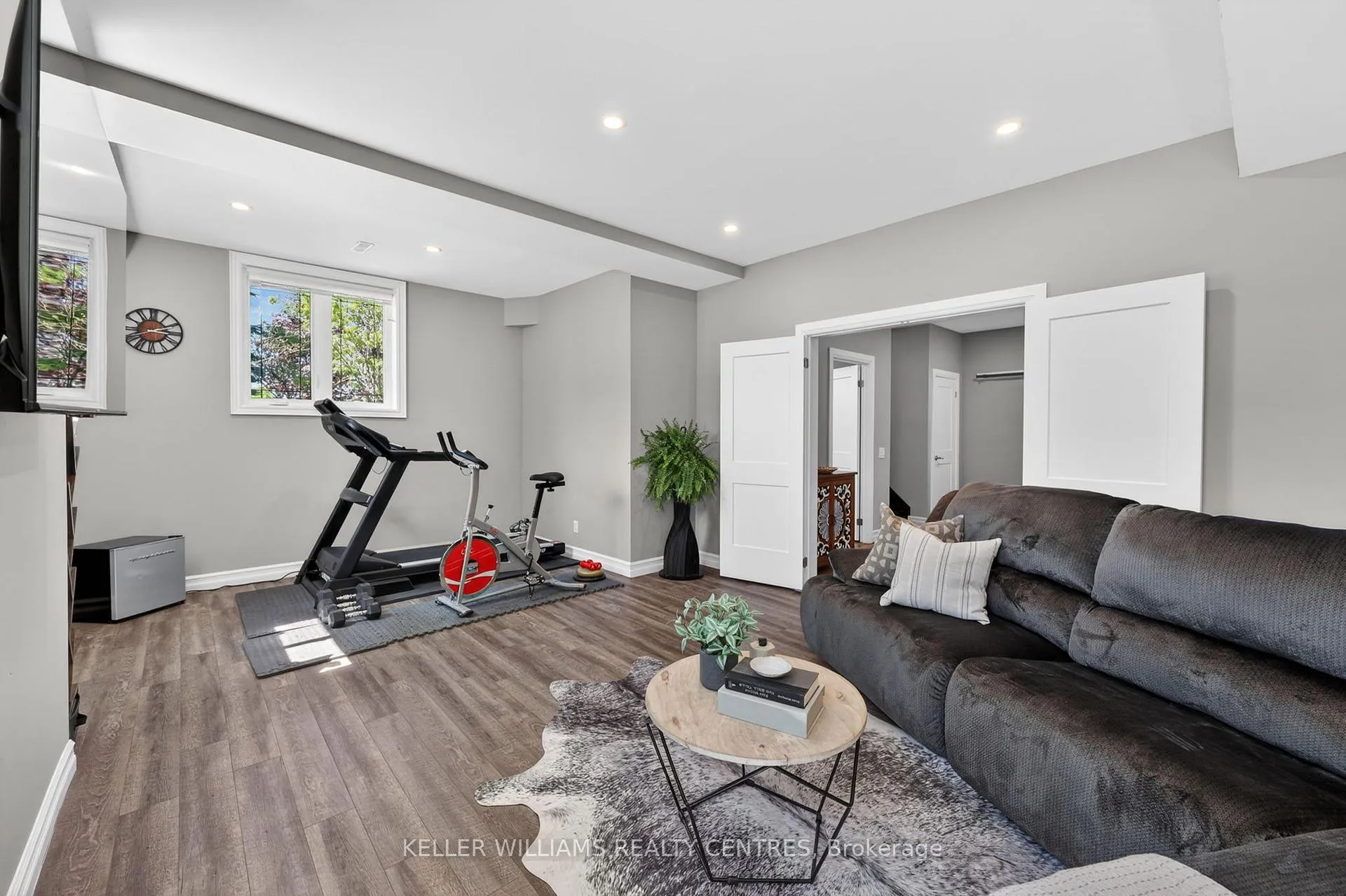 Photo 21 of 50 Glenhuron Drive, Springwater, Midhurst — HOMEH