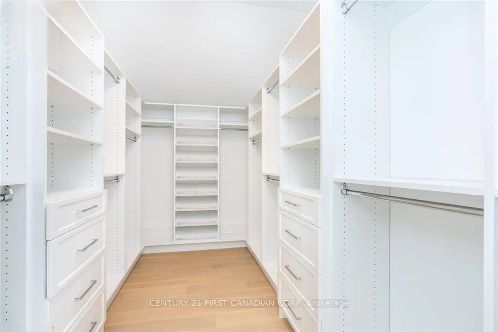 Photo 25 of 3533 Silverleaf Chase, London, South V — HOMEH