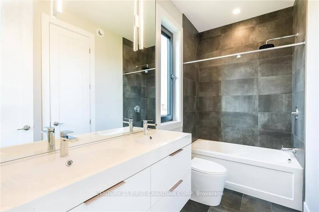 Photo 33 of 3533 Silverleaf Chase, London, South V — HOMEH