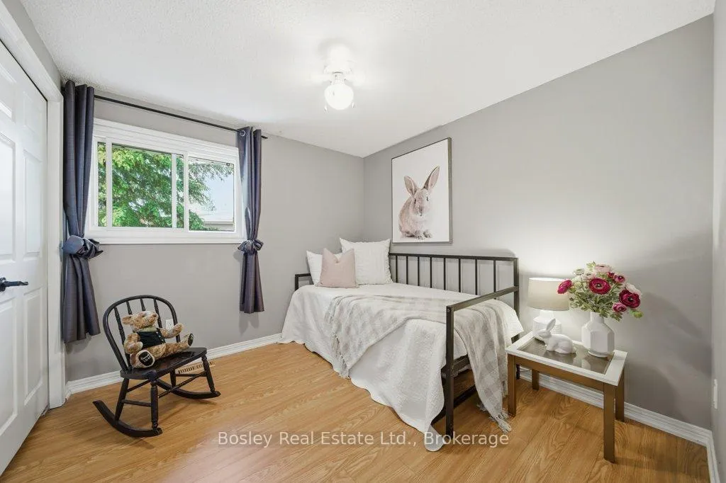 Photo 30 of 44 Windermere Court, Kitchener, Forest Heights — HOMEH