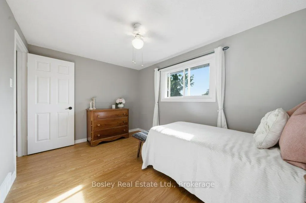 Photo 33 of 44 Windermere Court, Kitchener, Forest Heights — HOMEH