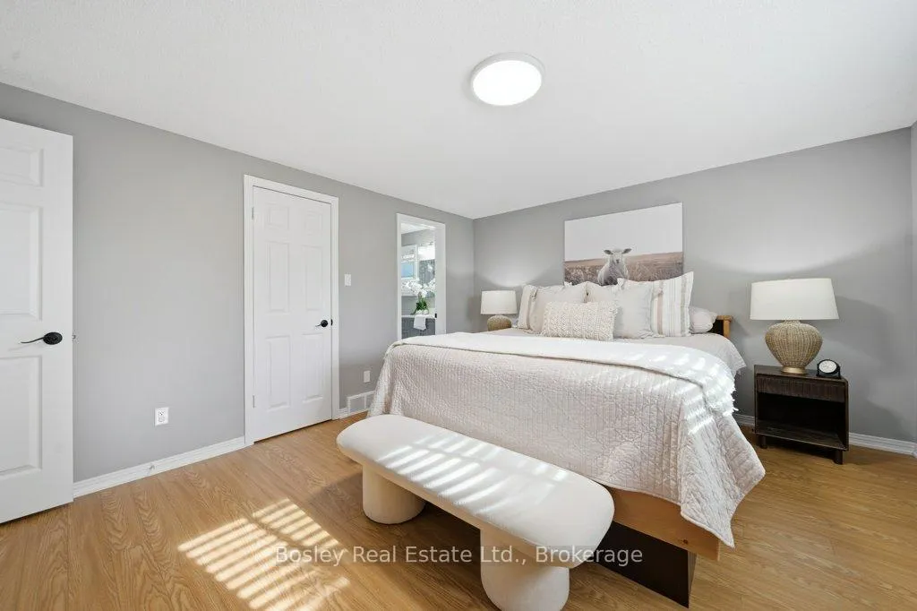 Photo 37 of 44 Windermere Court, Kitchener, Forest Heights — HOMEH