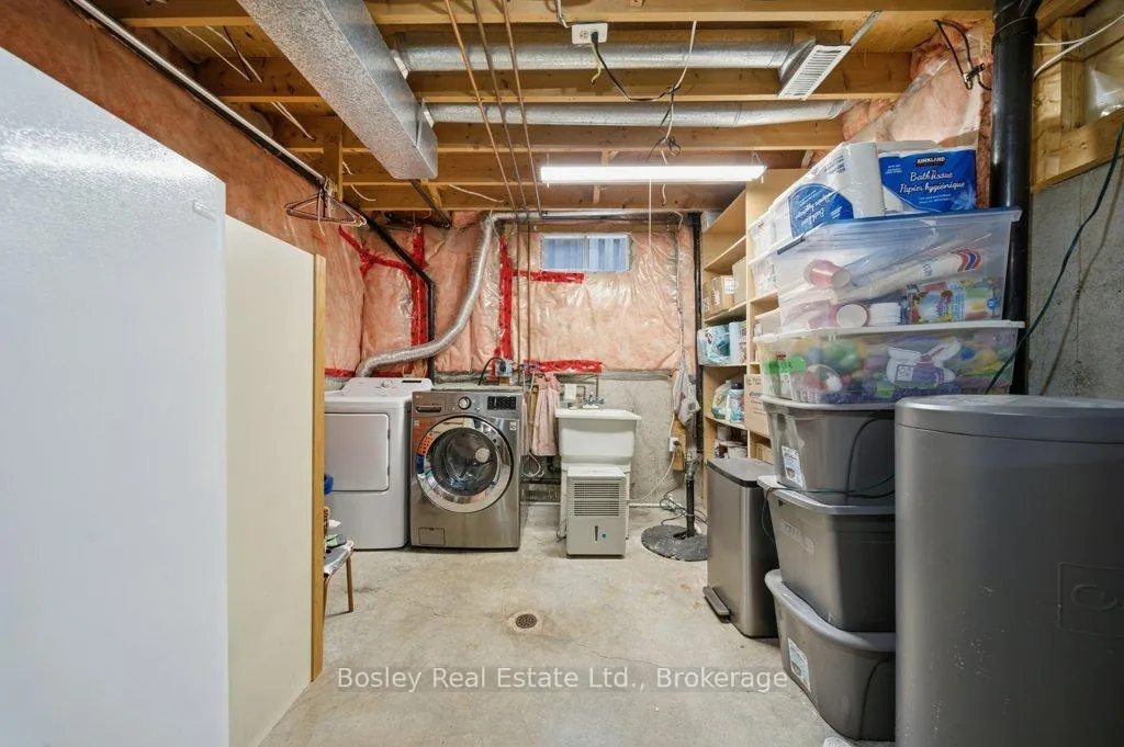 Photo 43 of 44 Windermere Court, Kitchener, Forest Heights — HOMEH