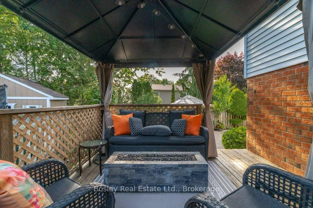 Photo 45 of 44 Windermere Court, Kitchener, Forest Heights — HOMEH