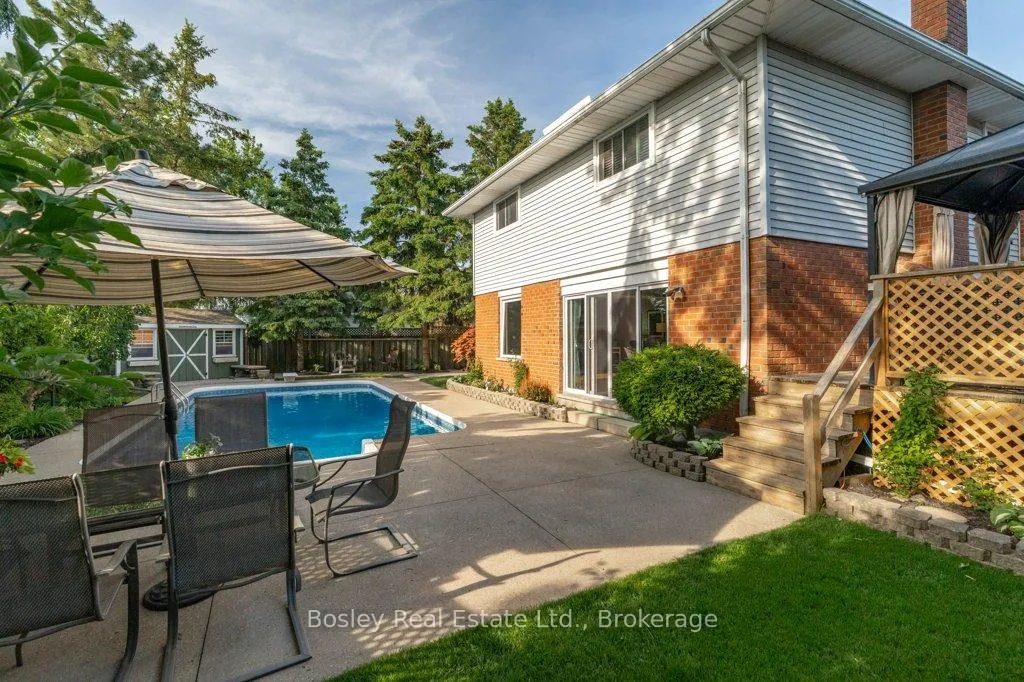 Photo 50 of 44 Windermere Court, Kitchener, Forest Heights — HOMEH