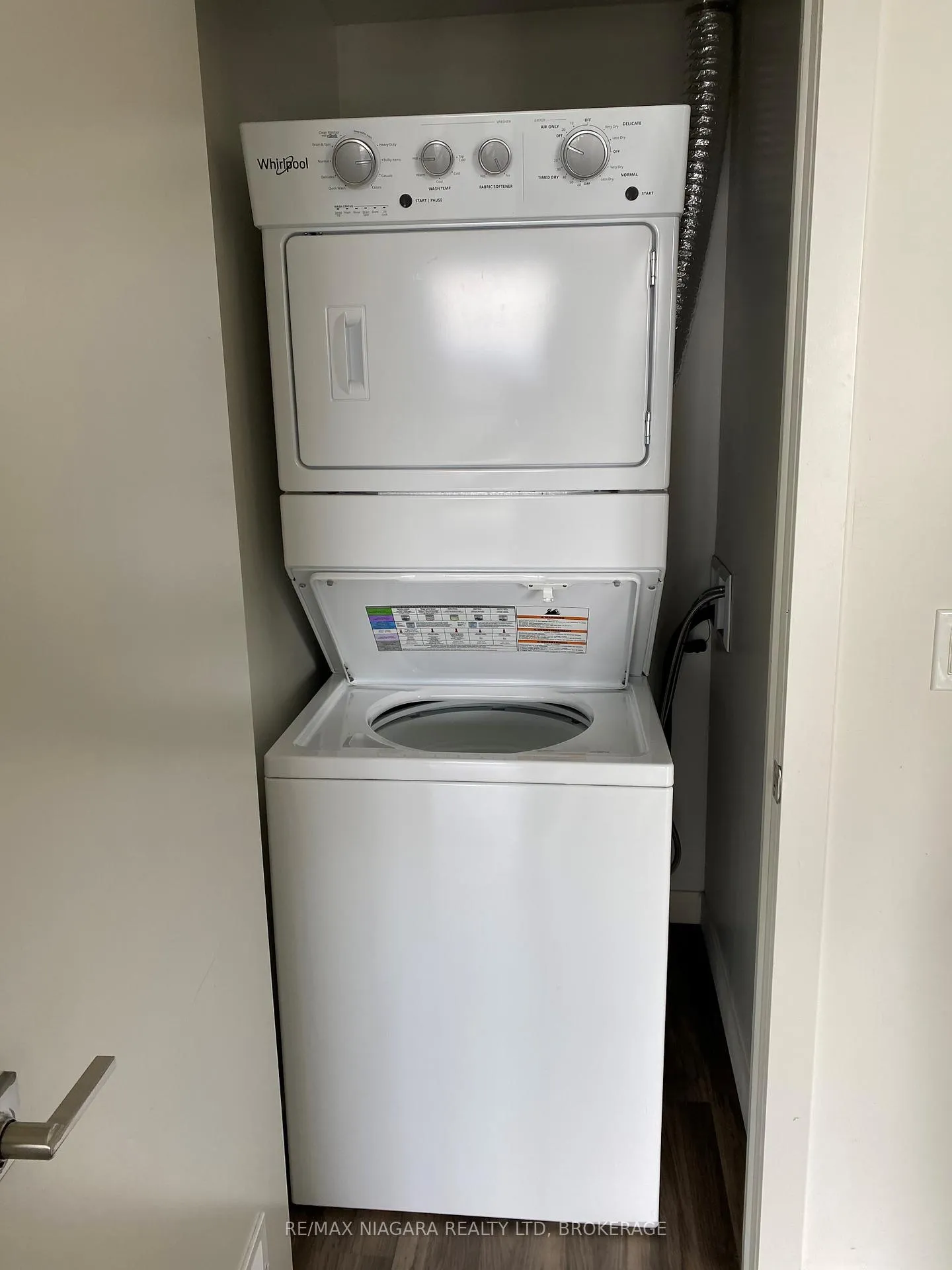 Photo 18 of Unit 2105, 2087 Fairview Street, Burlington, Freeman — HOMEH
