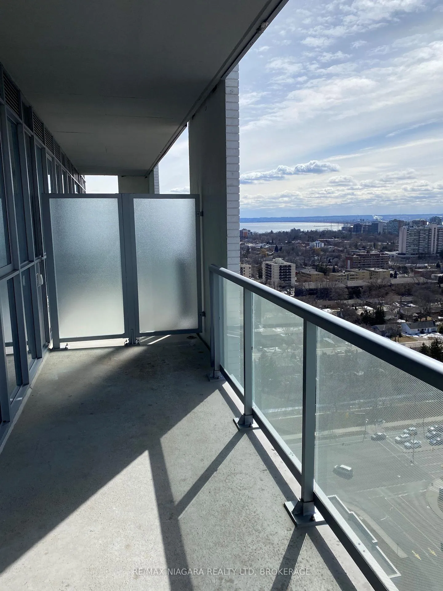 Photo 19 of Unit 2105, 2087 Fairview Street, Burlington, Freeman — HOMEH