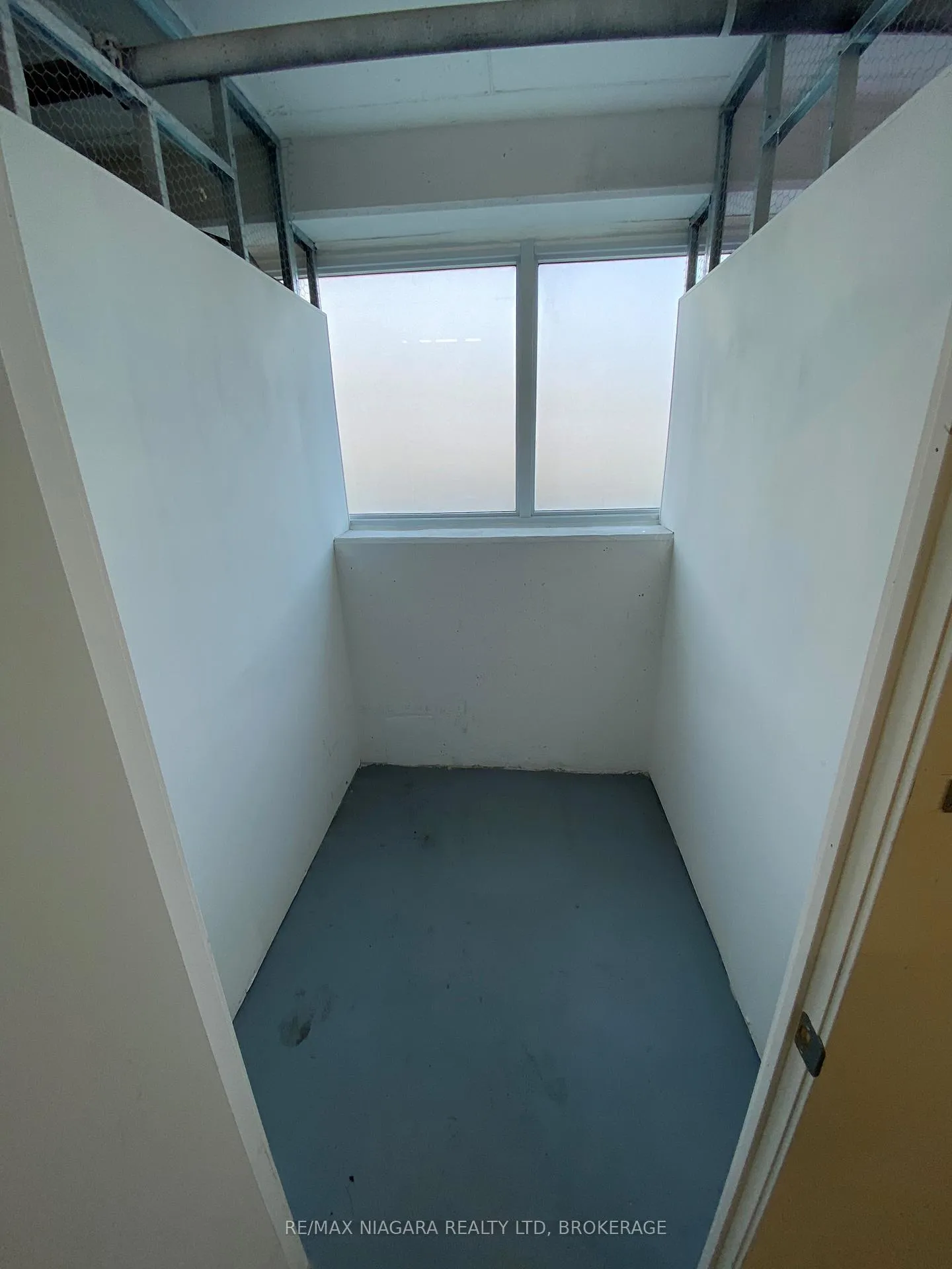 Photo 31 of Unit 2105, 2087 Fairview Street, Burlington, Freeman — HOMEH