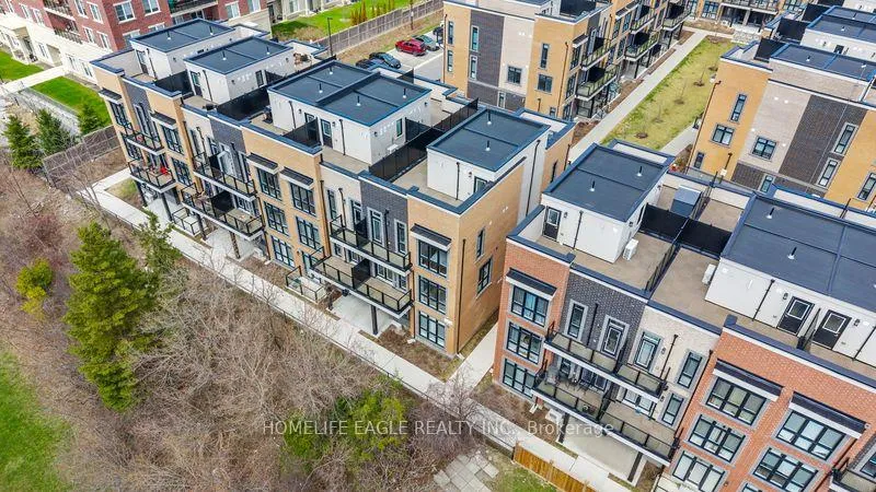 Photo 26 of Unit 16, 7 Phelps Lane, Richmond Hill, Oak Ridges — HOMEH