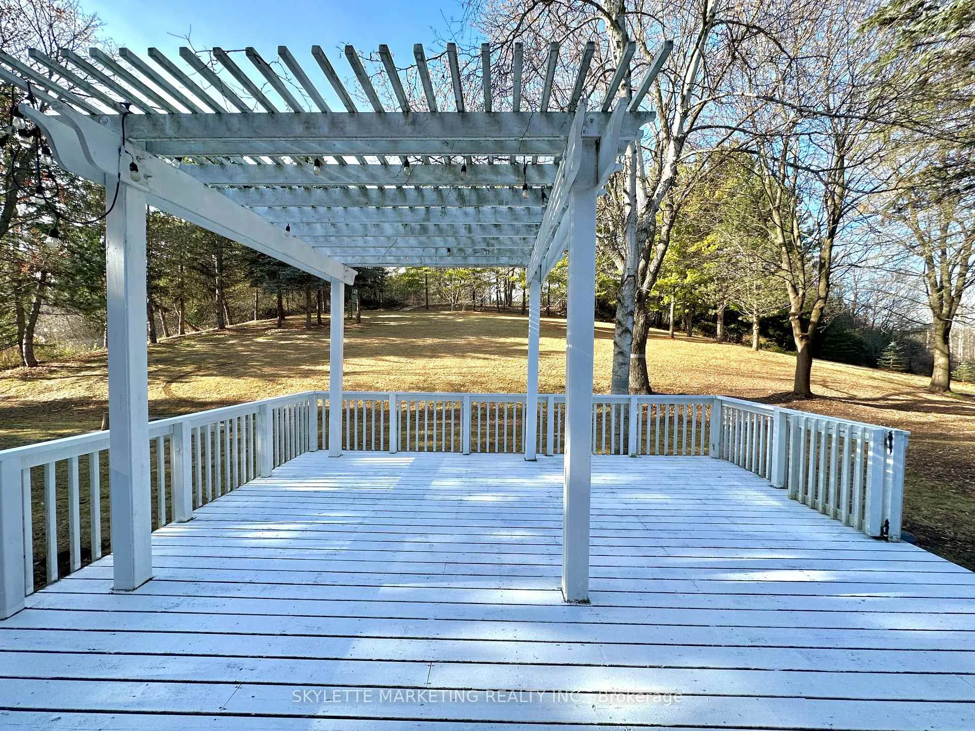 Photo 8 of 8 Blue Grass Drive, Aurora, Aurora Estates — HOMEH