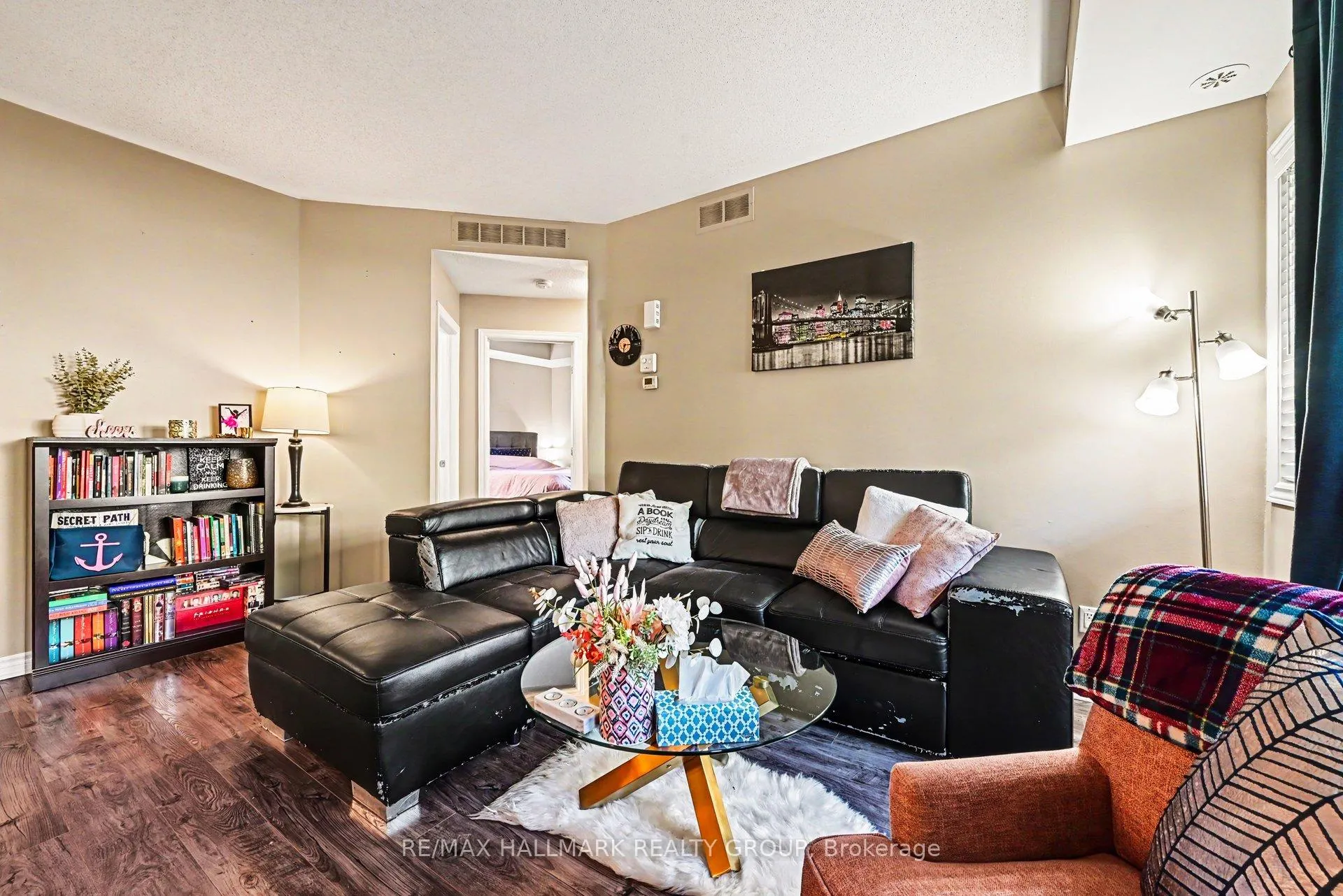 Photo 5 of 140 Mocha Private, Ottawa, Blossom Park/Kemp Park/Findlay Creek — HOMEH