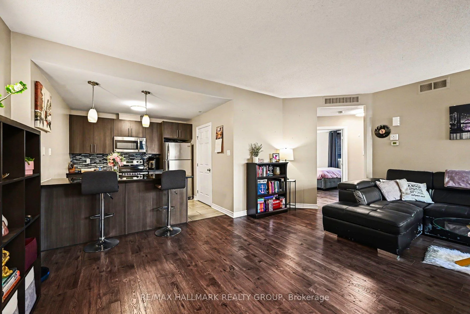 Photo 7 of 140 Mocha Private, Ottawa, Blossom Park/Kemp Park/Findlay Creek — HOMEH