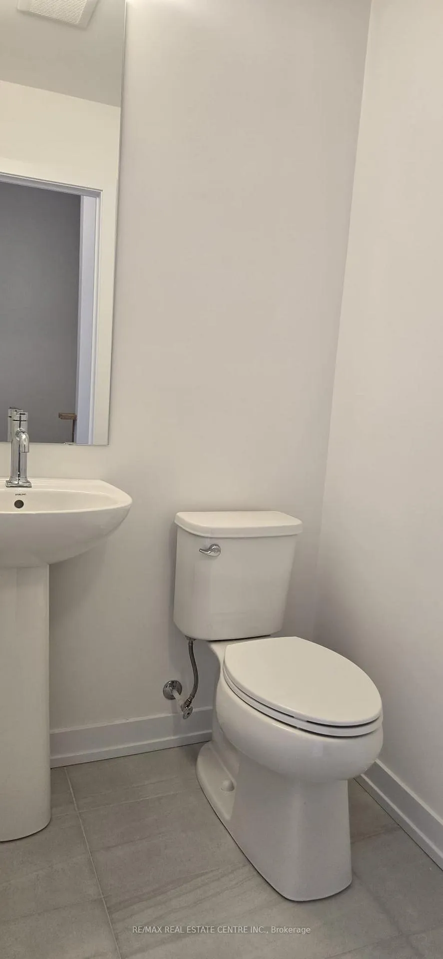 Photo 7 of Unit R-14, 25 Palace Street, Kitchener, Laurentian Hills — HOMEH