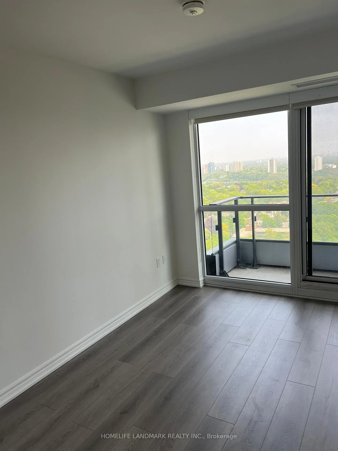 Photo 2 of Unit 8, 395 Bloor Street E, Toronto, North St. James Town — HOMEH
